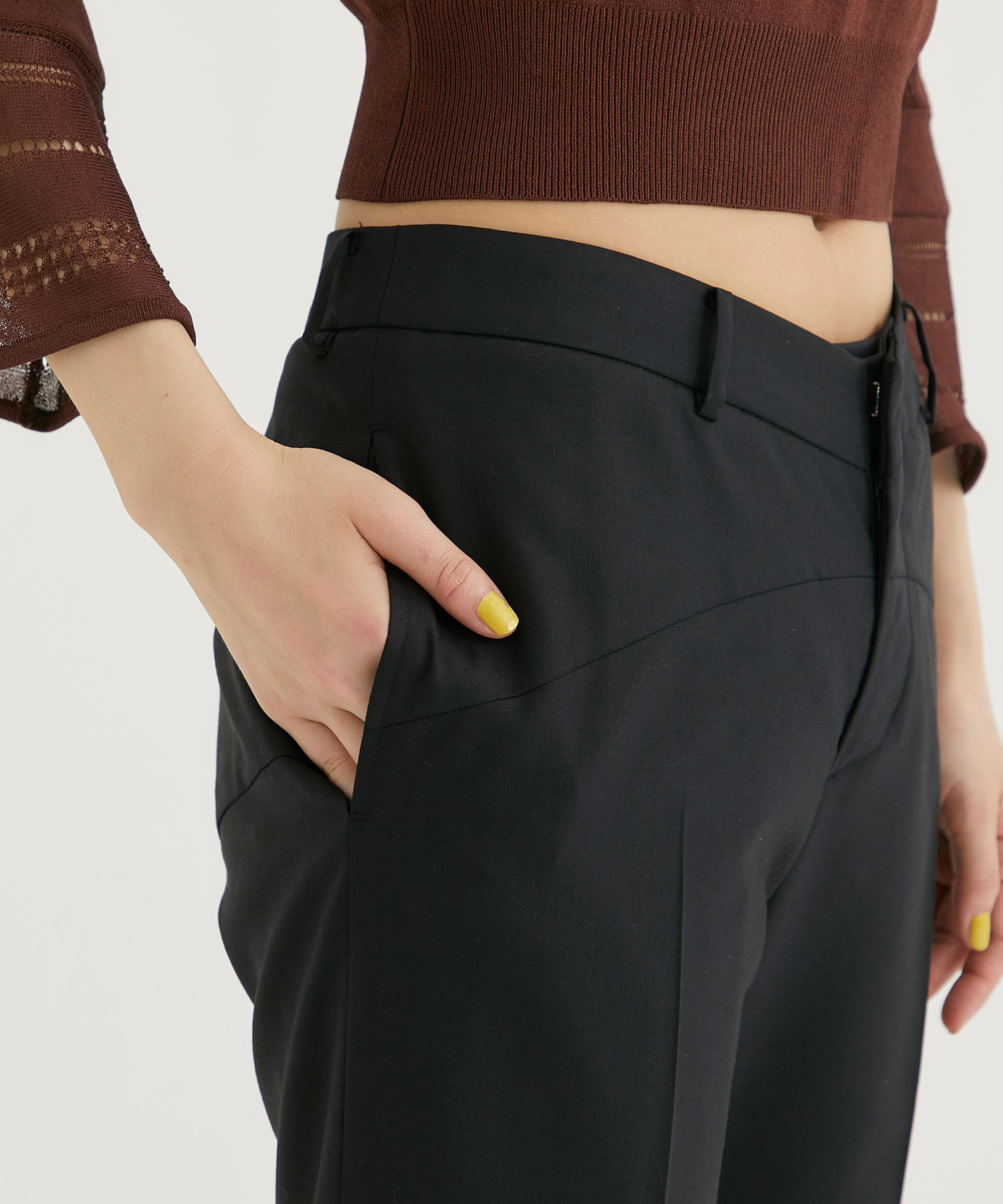 BACK SLIT TROUSERS(1 BLACK): FETICO: WOMENS｜THE TOKYO ONLINE STORE