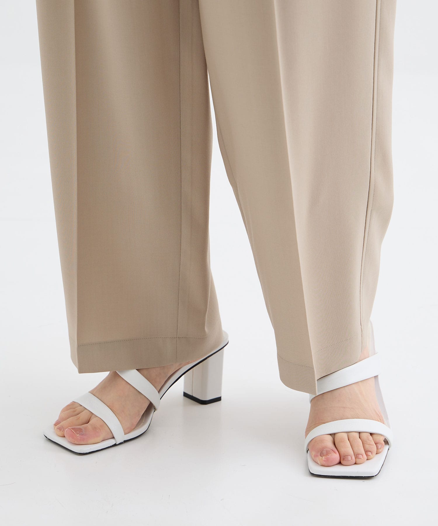 Light Washable Easy Front Tuck Pants THE TOKYO