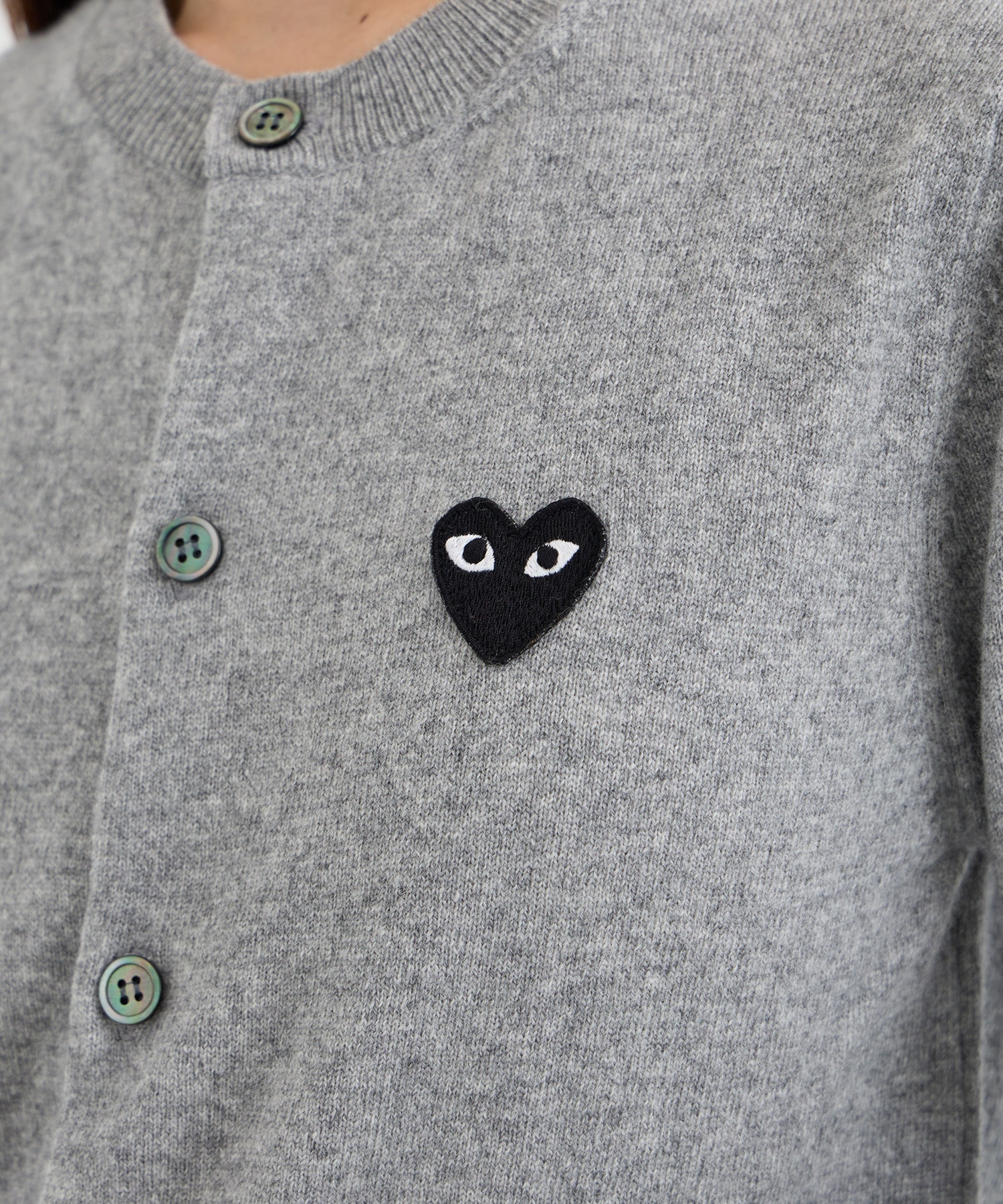 ROUND-NECK BLACK EMBLEMBLACK HEART PLAY Comme des Garcons