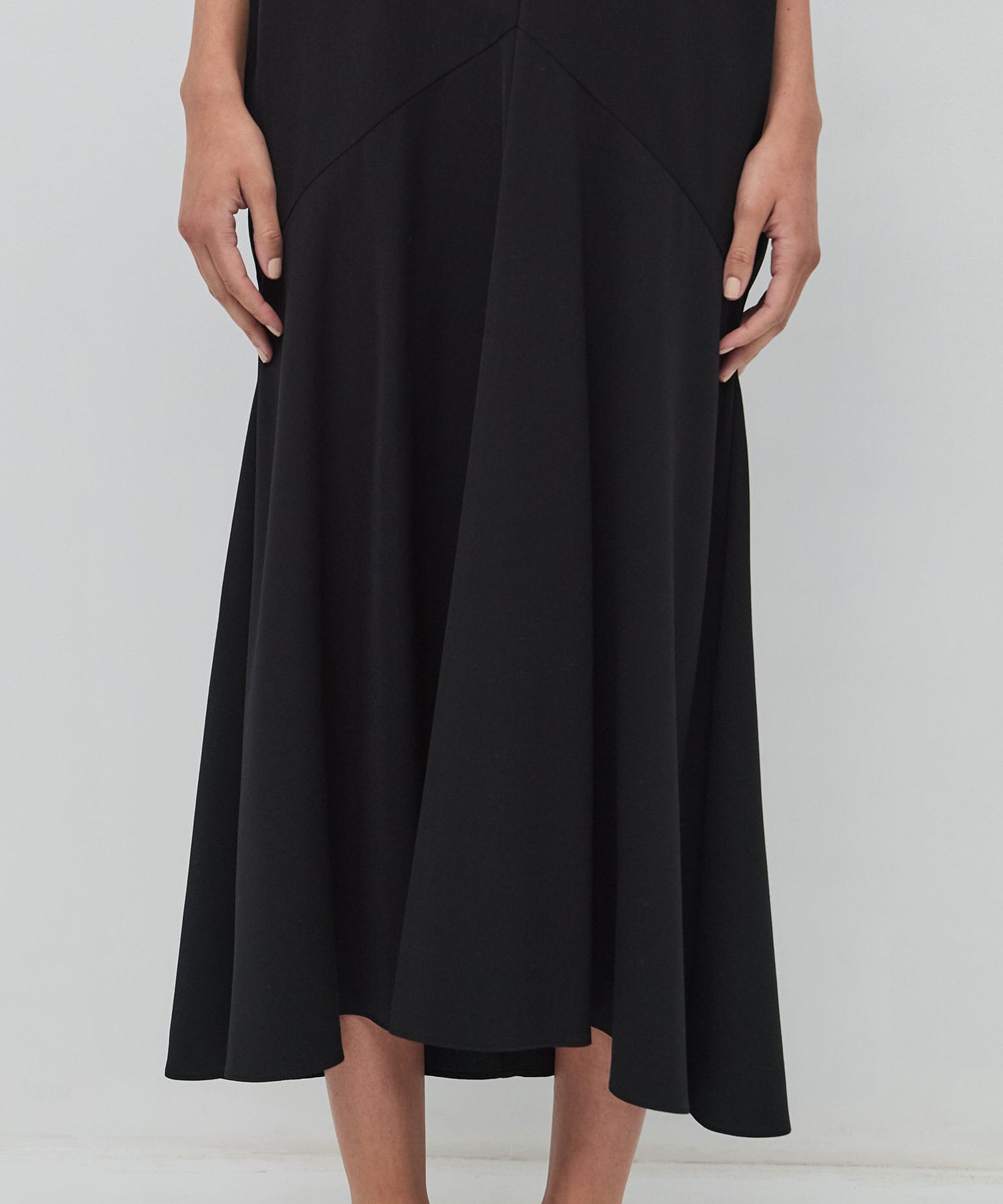 Aura dress BK AKIRANAKA