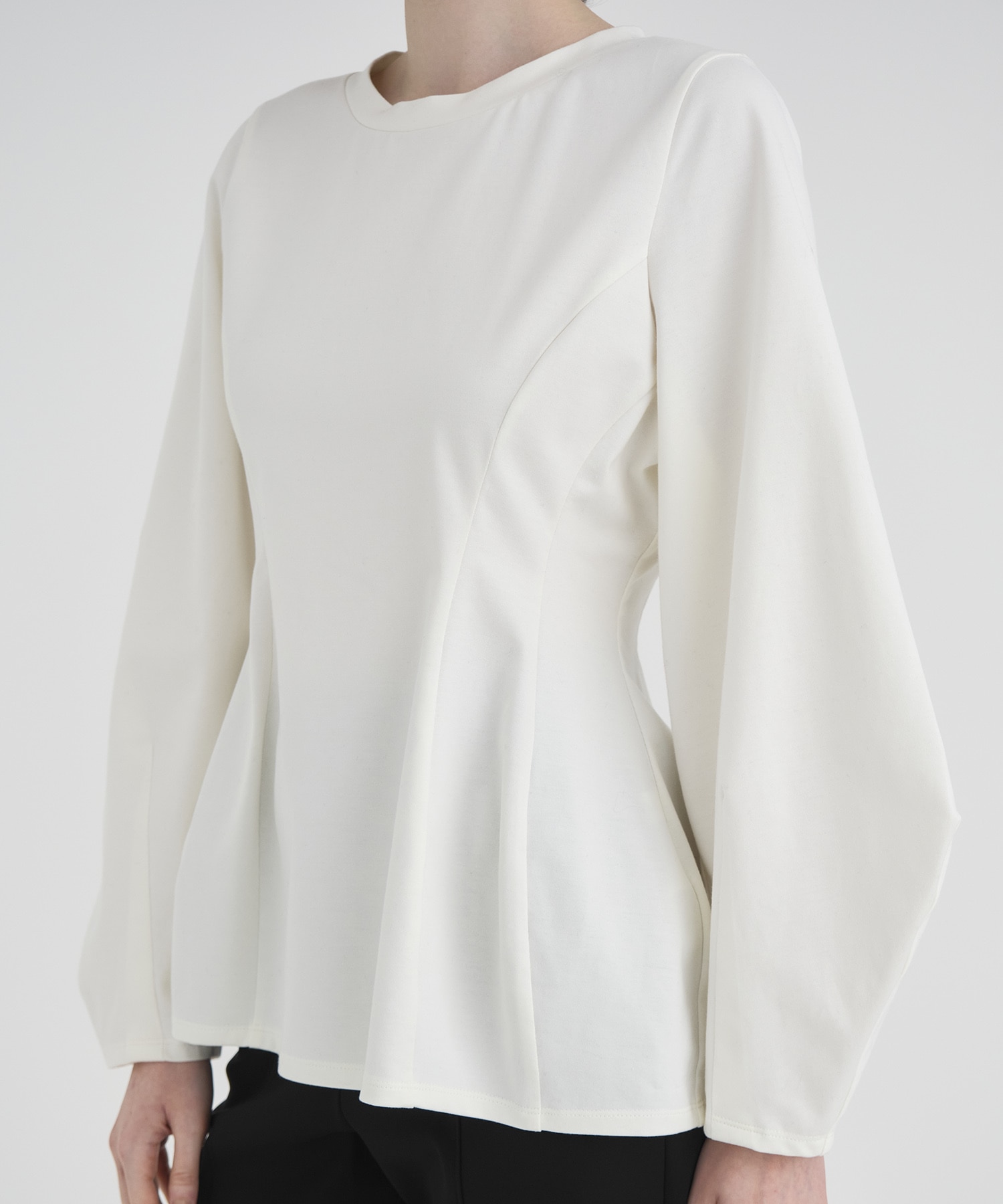 Volume Sleeve T-Shirt RITAN