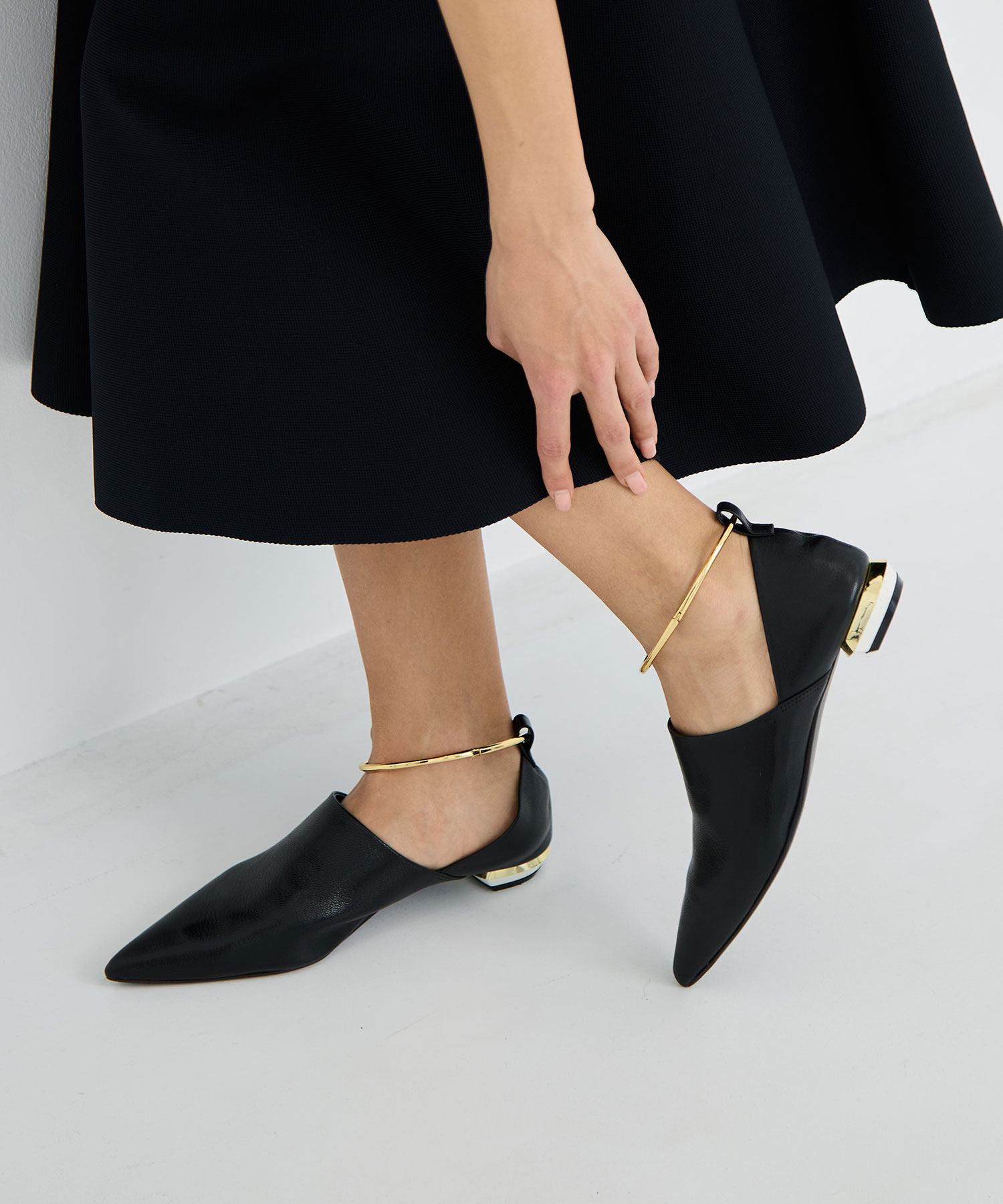 ankle strap flat pumps MANA