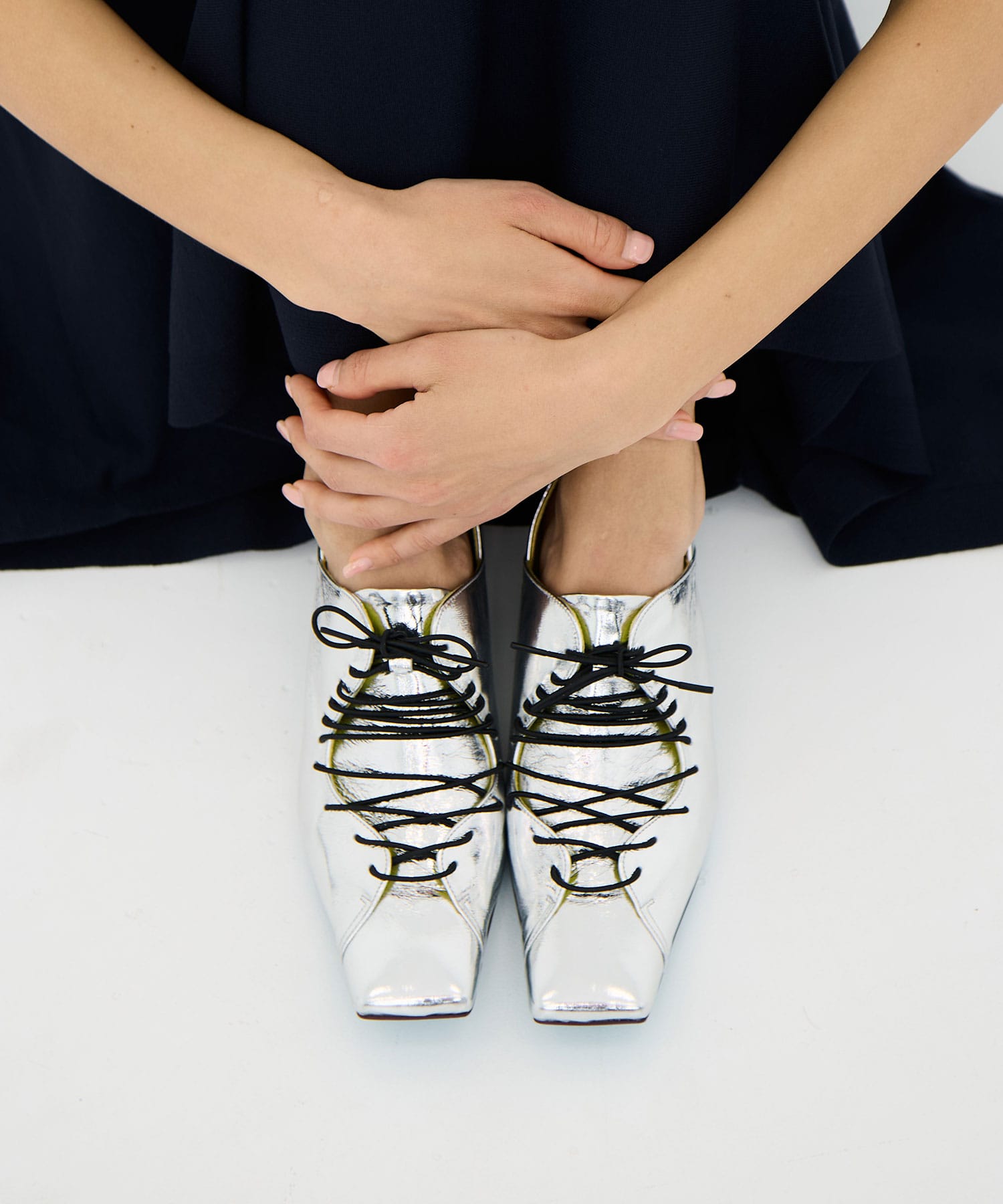 lace-up square toe  pumps MANA