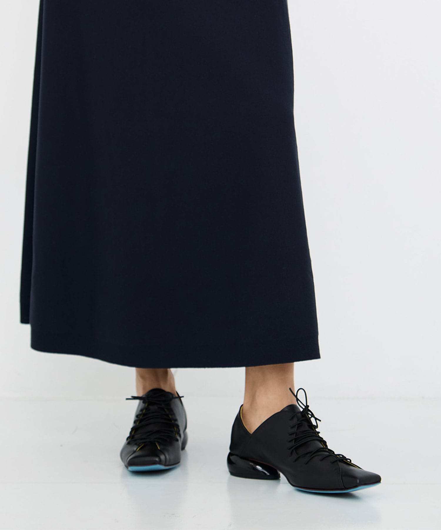 lace-up square toe  pumps MANA