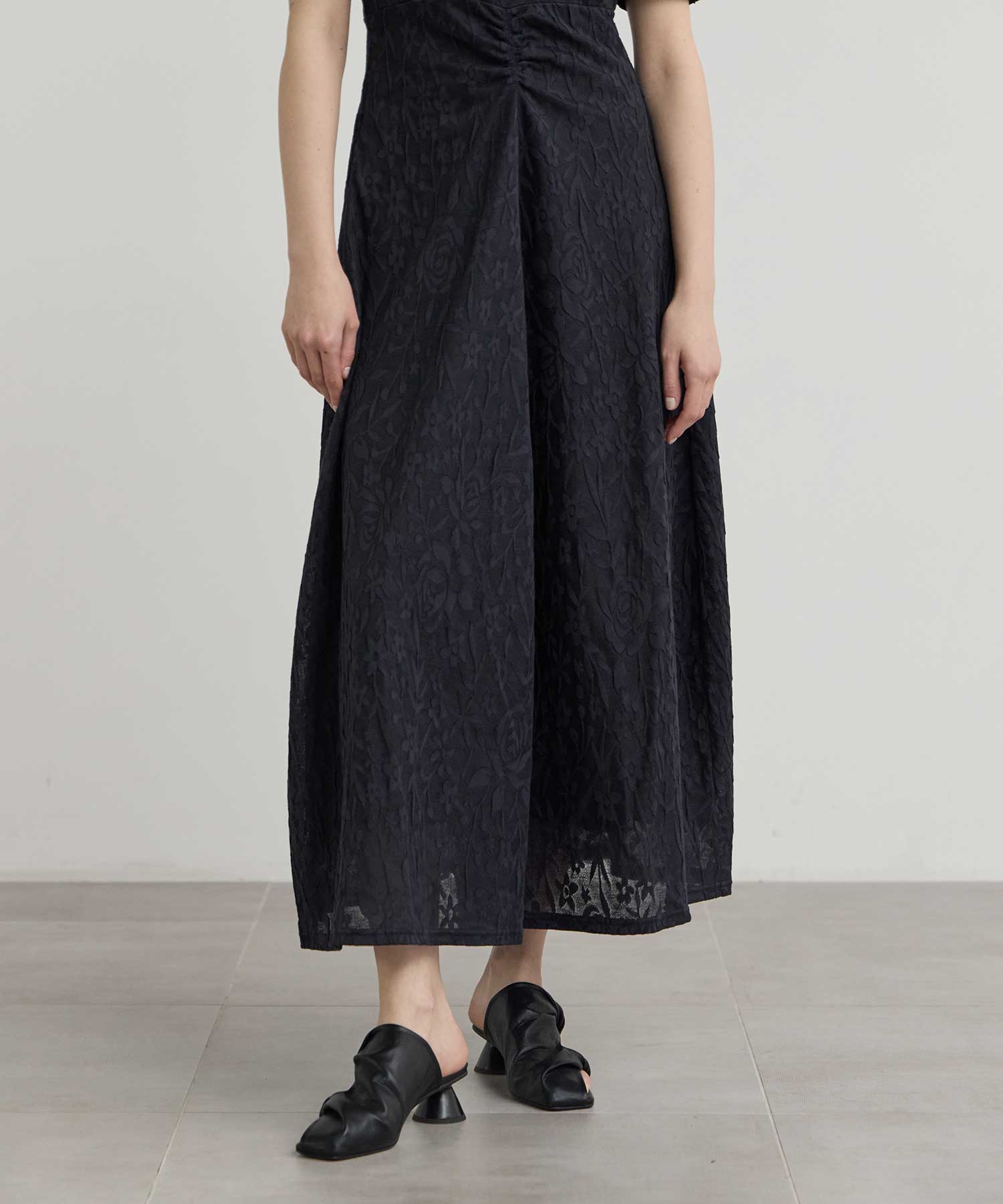 別注 FLOWER JAQUARD SHORT SLEEVE DRESS PHOTOCOPIEU