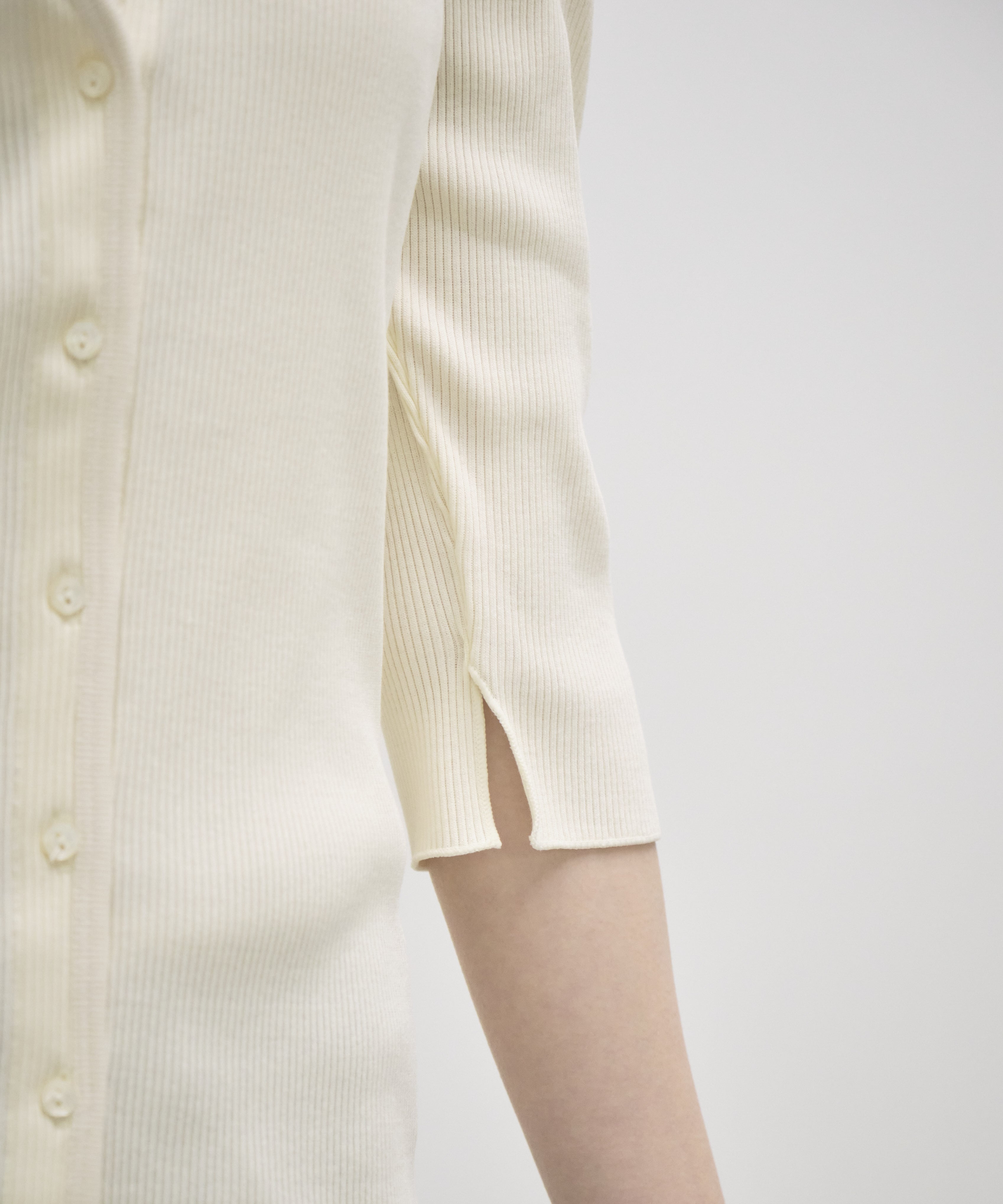 V Neck 3/4 Sleeve Cardigan GOOD PEOPLE GOOD STITCHING GOOD PRODUCT