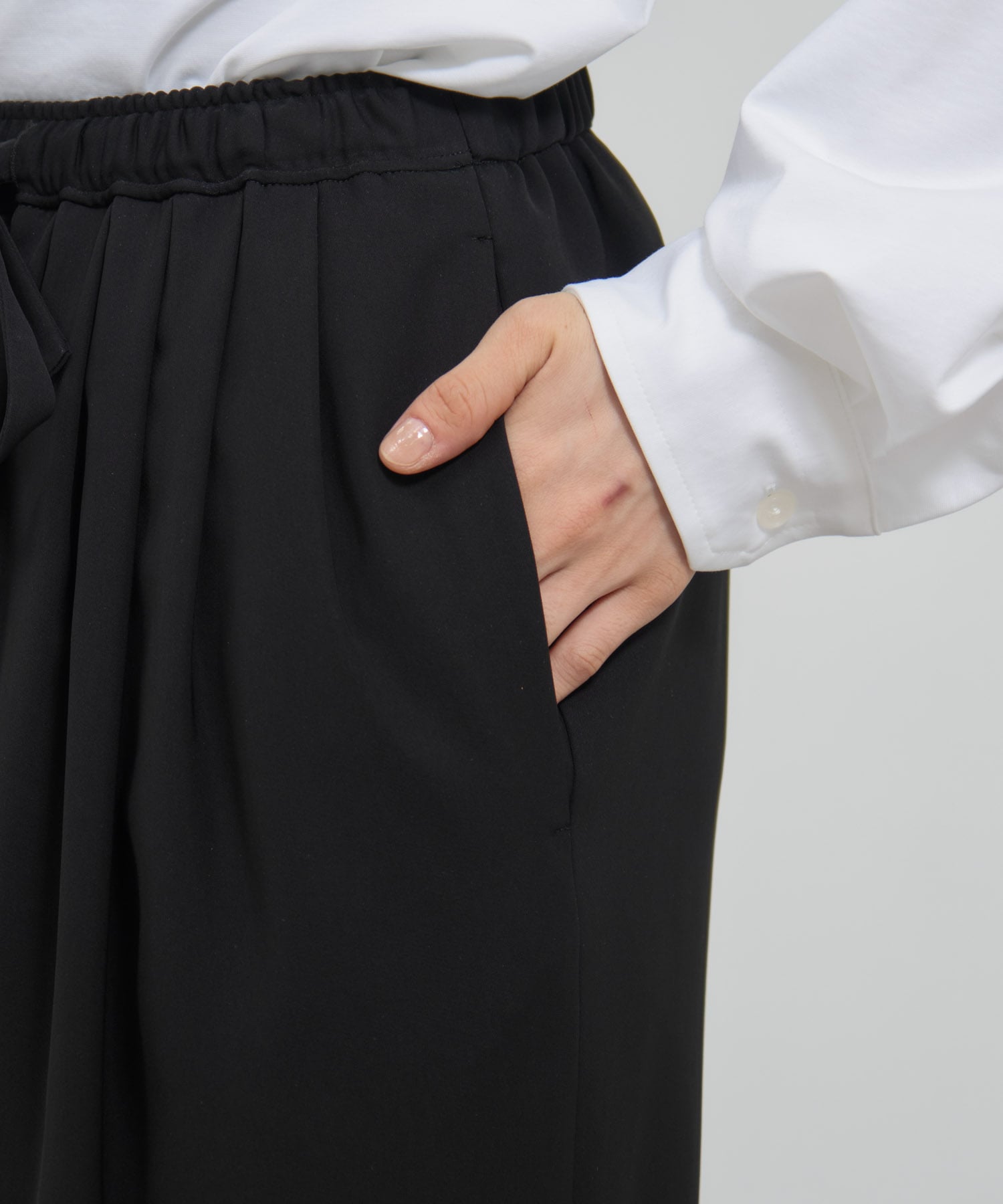 美品　エンフォルド　MANY-TUCK COCOON-PANTS　36サイズ 美品 エンフォルド MANY-TUCK COCOON-PANTS 36サイズ - メルカリ