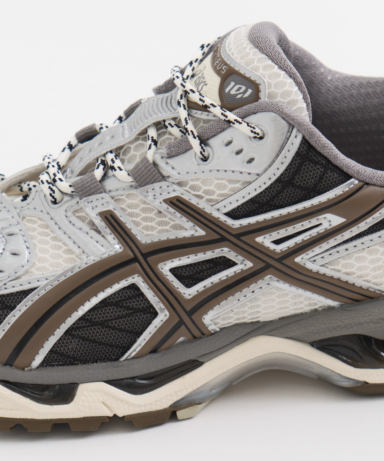 GEL-NIMBUS 10.1 asics