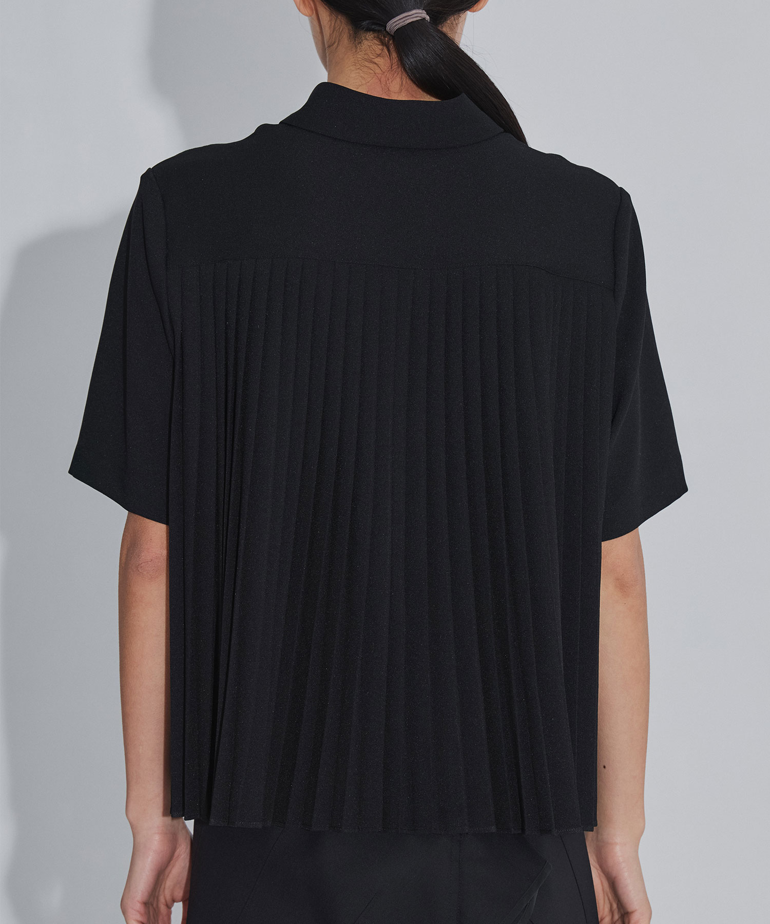 別注 Back pleats blouse EZUMi