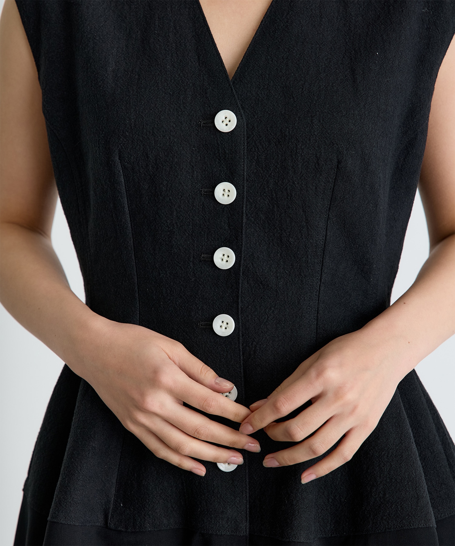 別注 Ilsa sleeveless dress AKIRANAKA