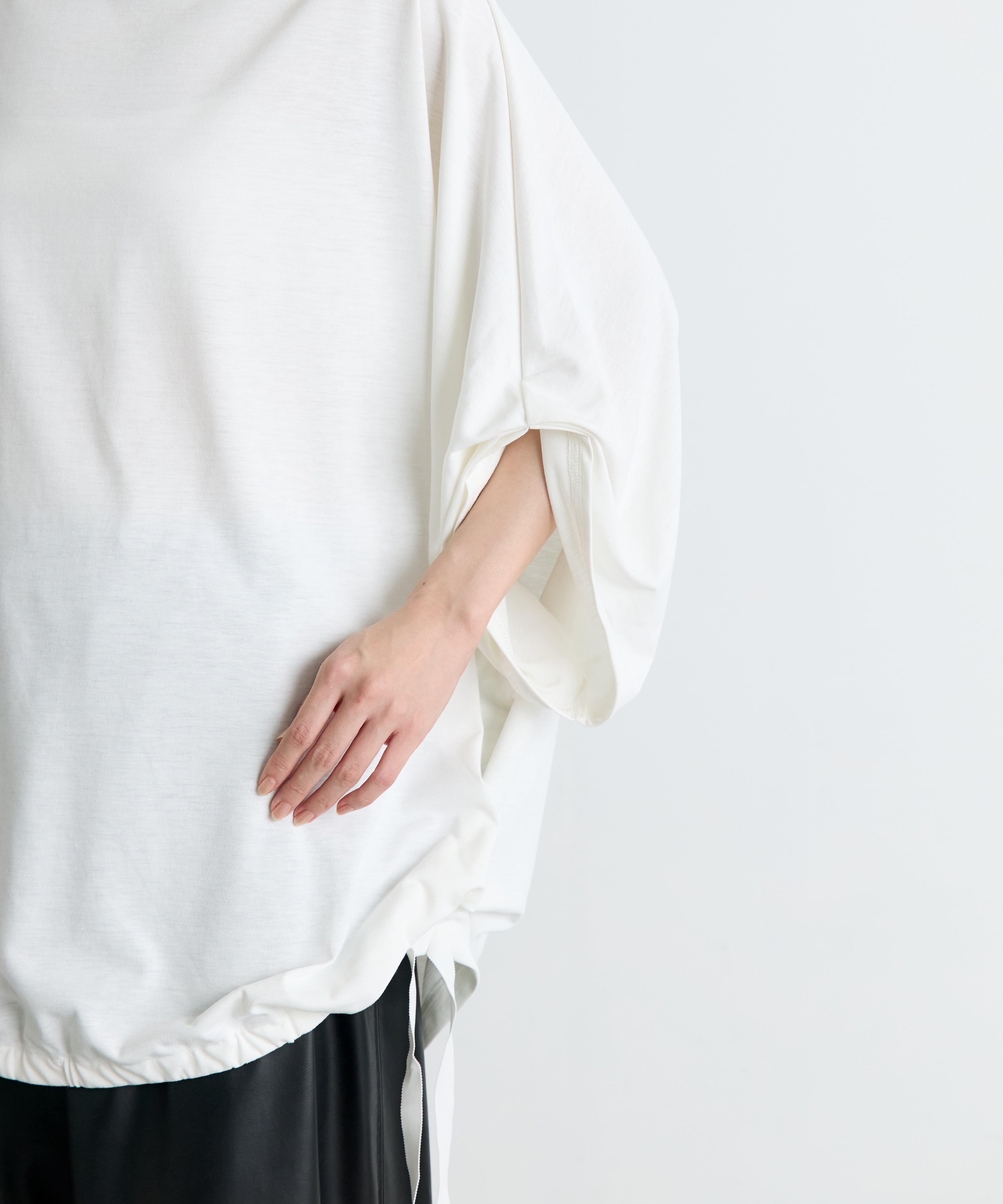 NARIAH TUCKED SLEEVE TOP COGTHEBIGSMOKE