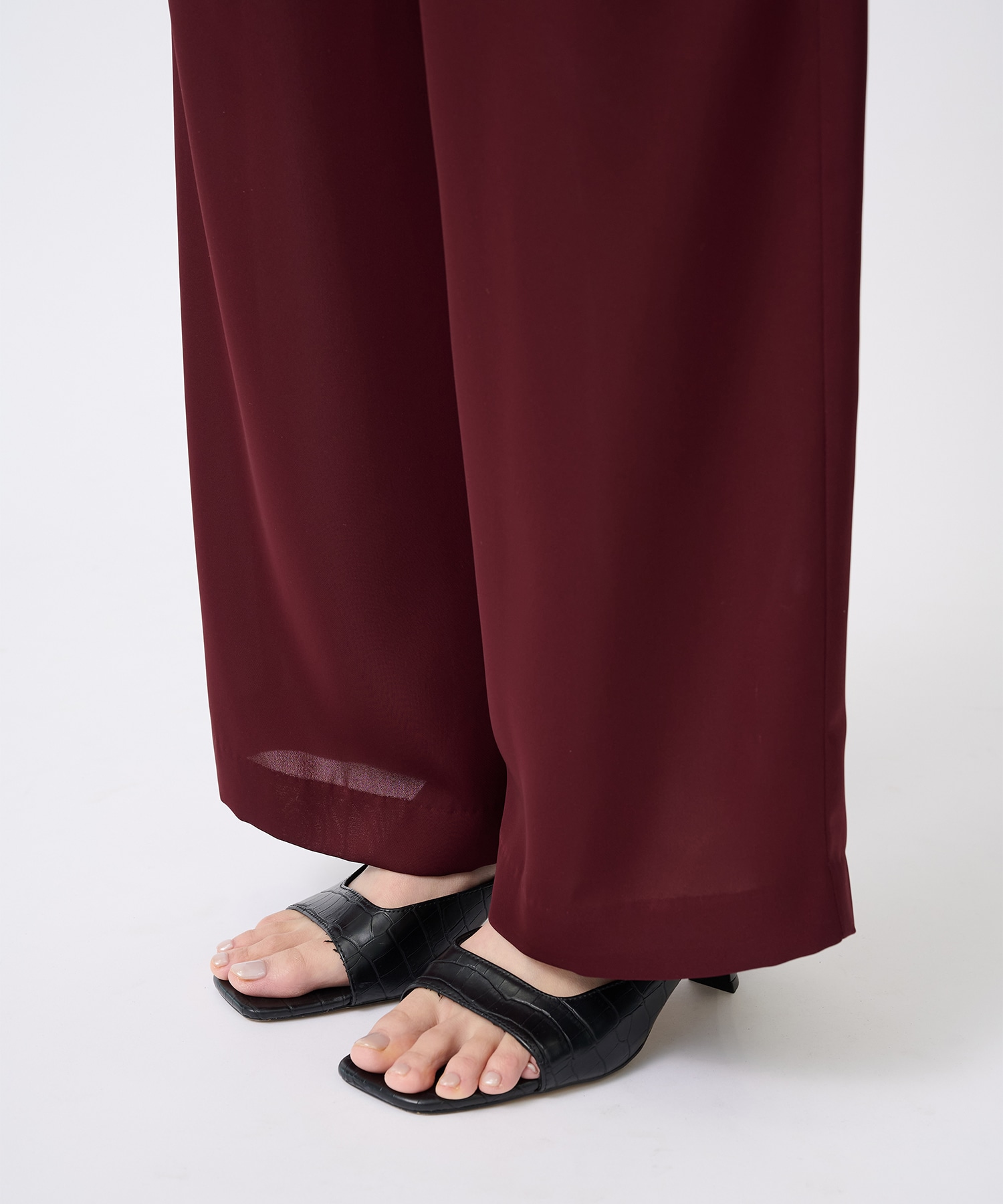 Satin Straight Pants THE TOKYO