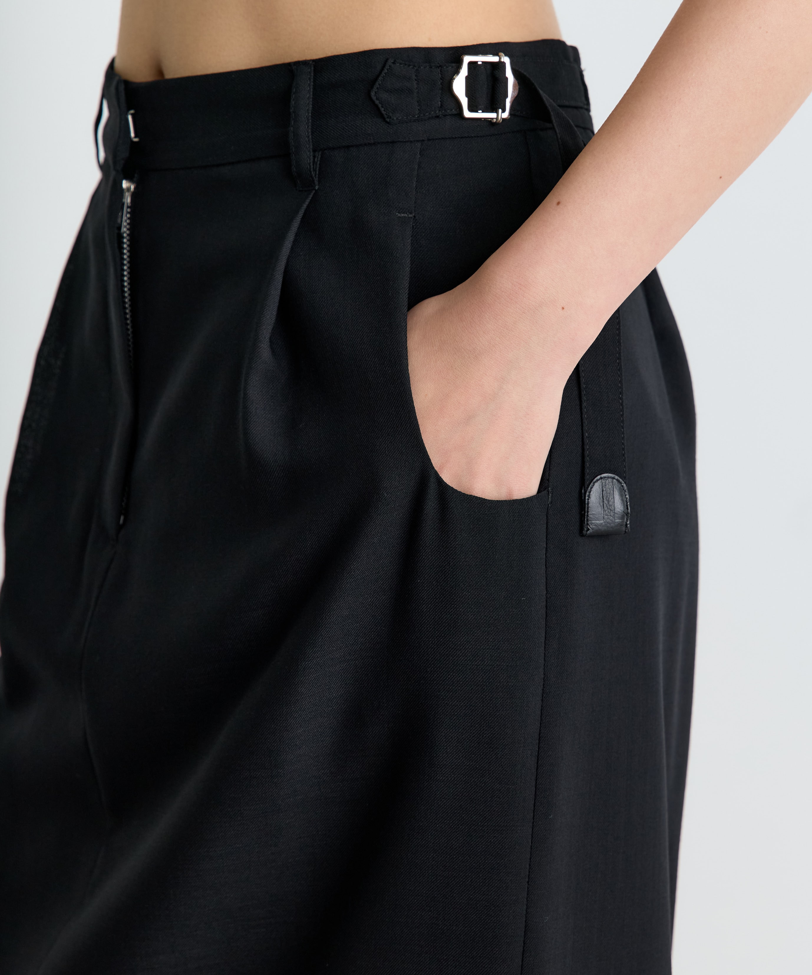 Waist Design Tight Skirt THE TOKYO