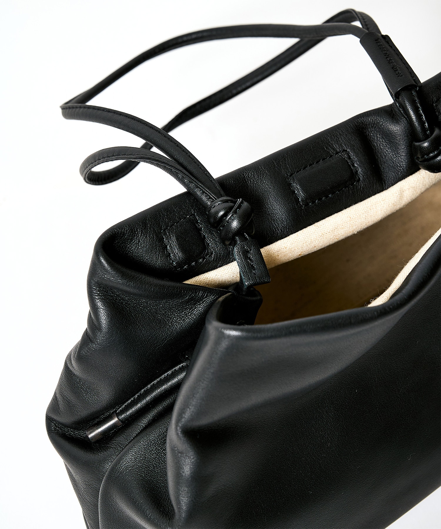 BASIC POUCH LITE M TESSEN CREATION