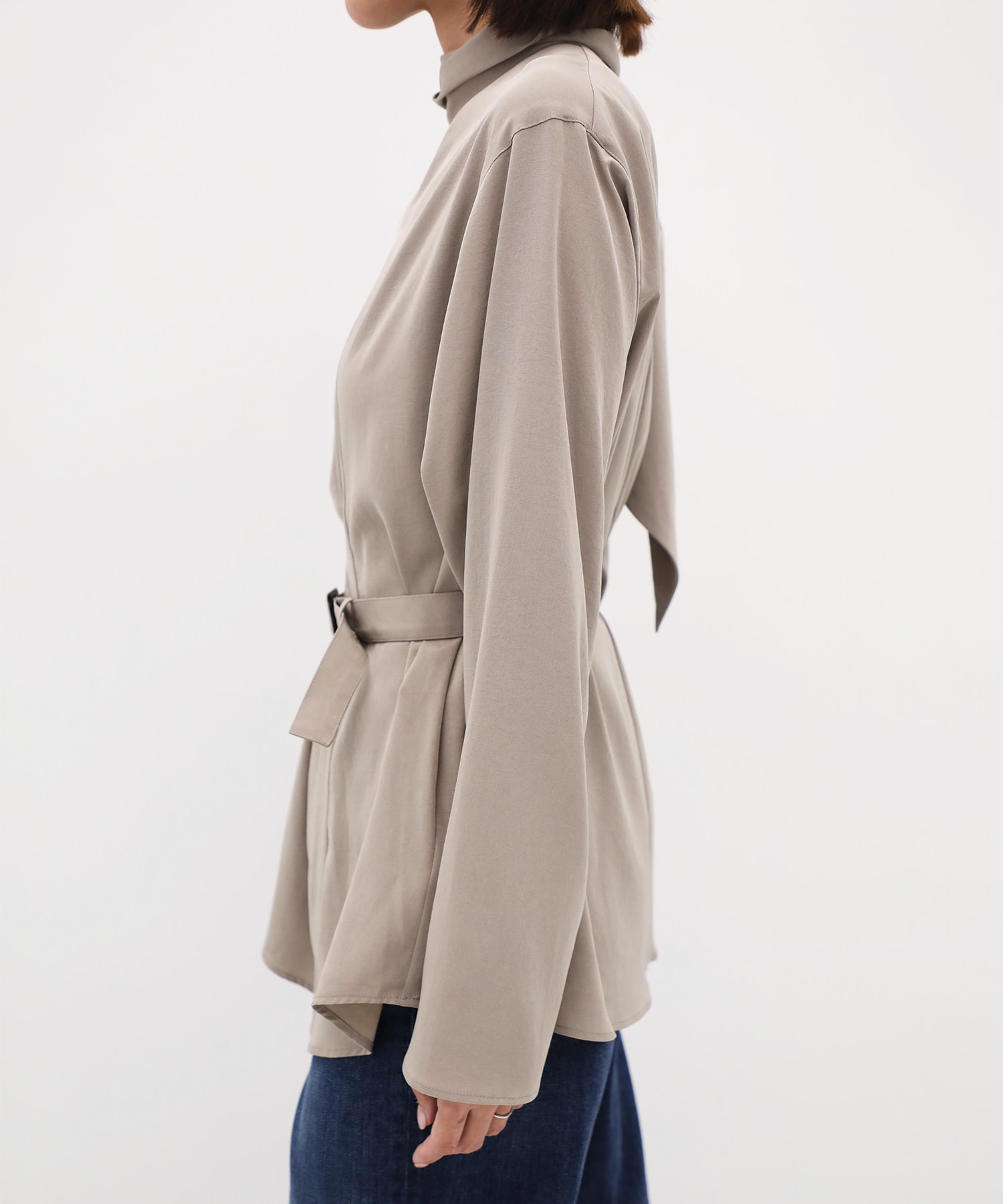 Izabela drape collar pullover BE AKIRANAKA