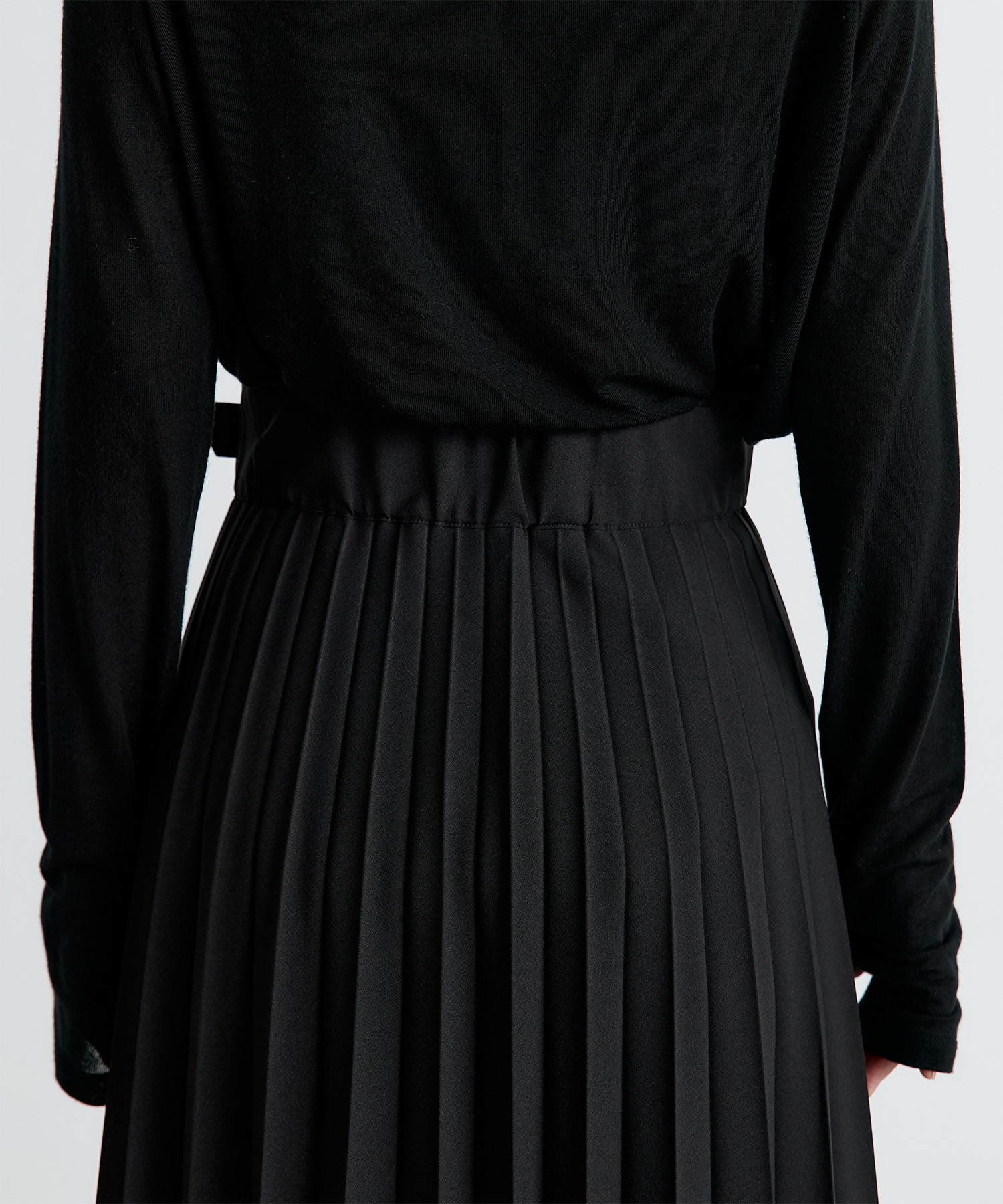 Eliza Pleats Skirt EZUMi