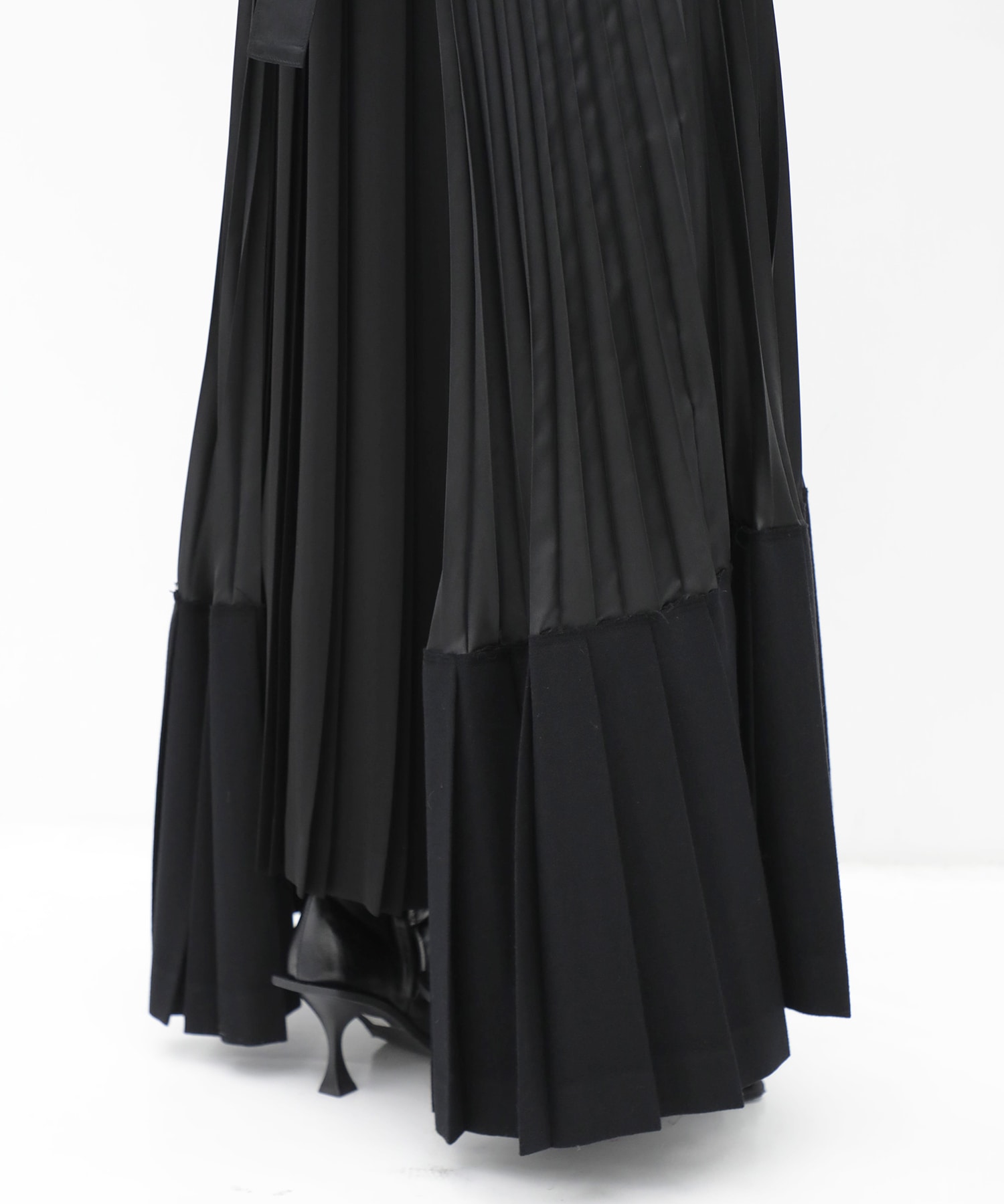 JR-S021-051 Pleats Skirt JUNYA WATANABE