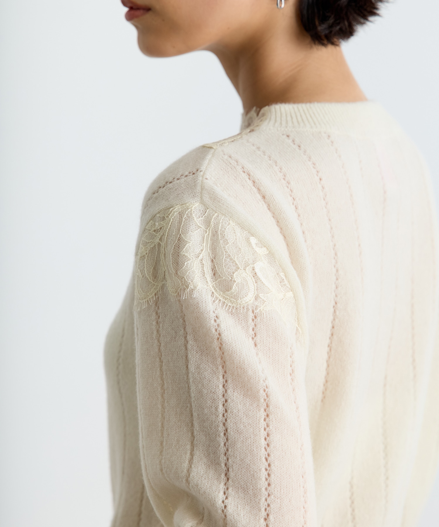 HAIRY LACE PANELED CROPPED PULLOVER FETICO