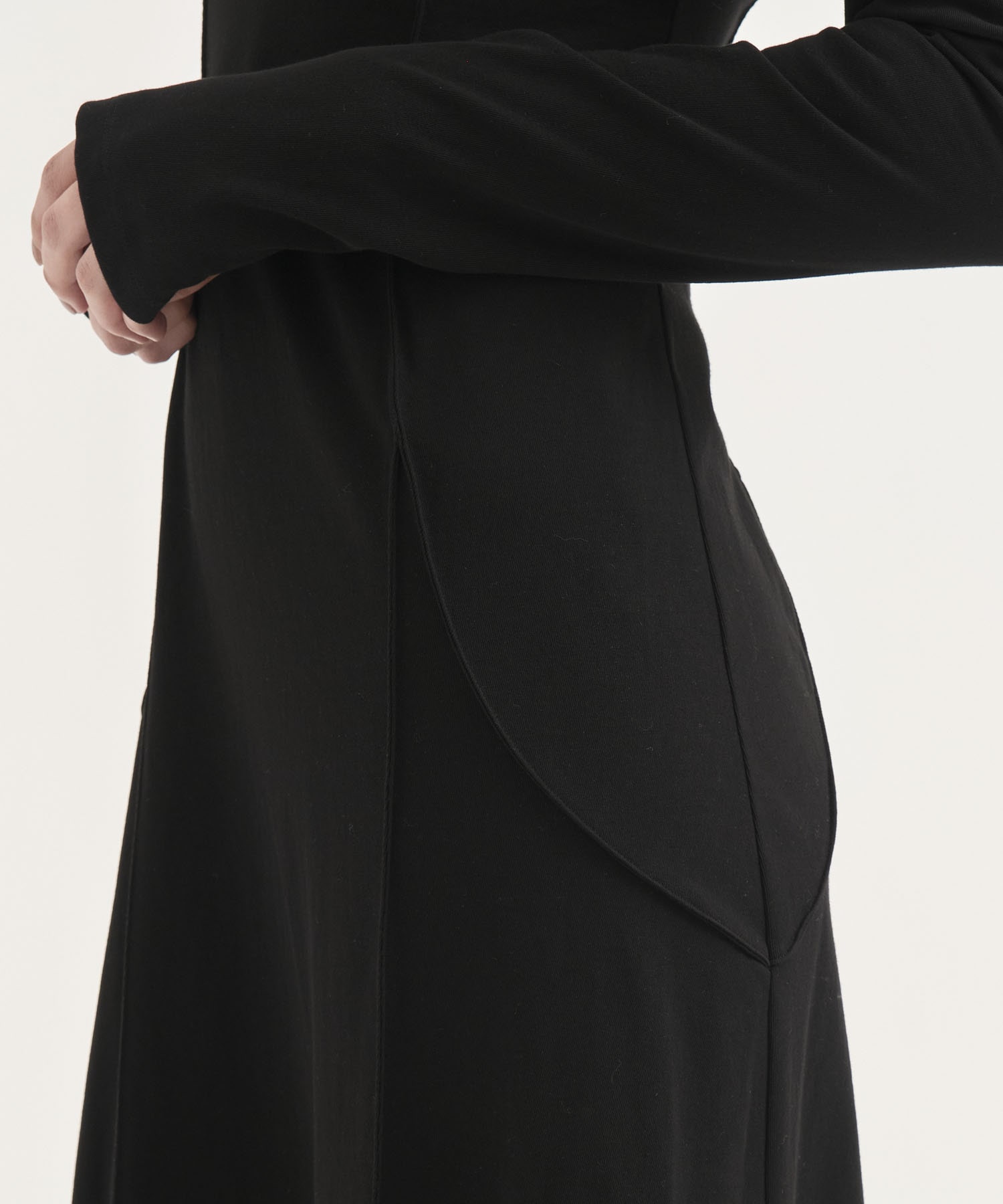 Layered Cut One-Piece RITAN