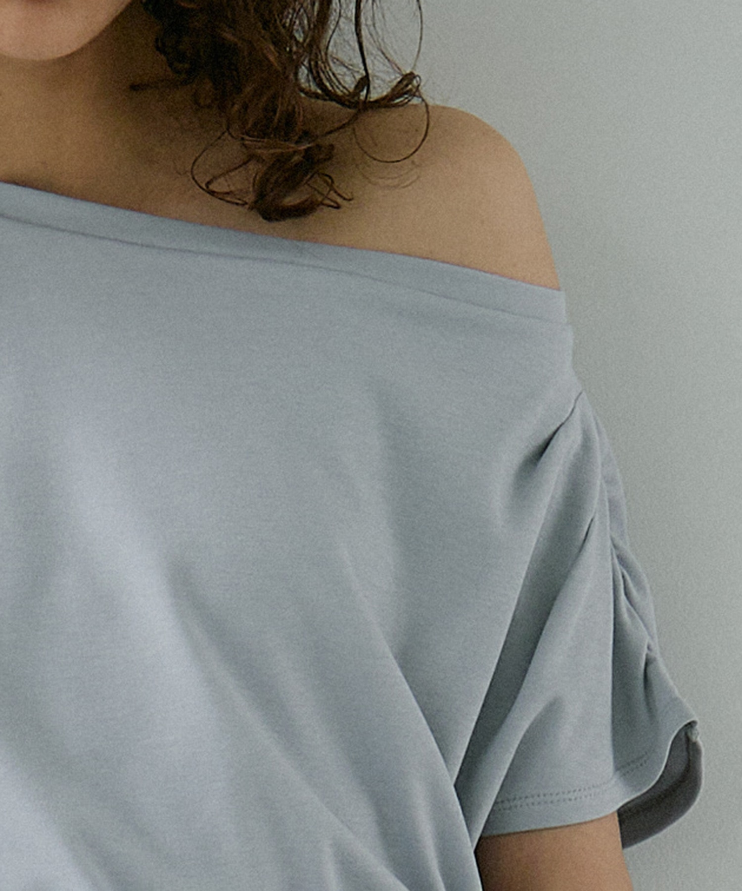 One Shoulder  T-Shirt RITAN