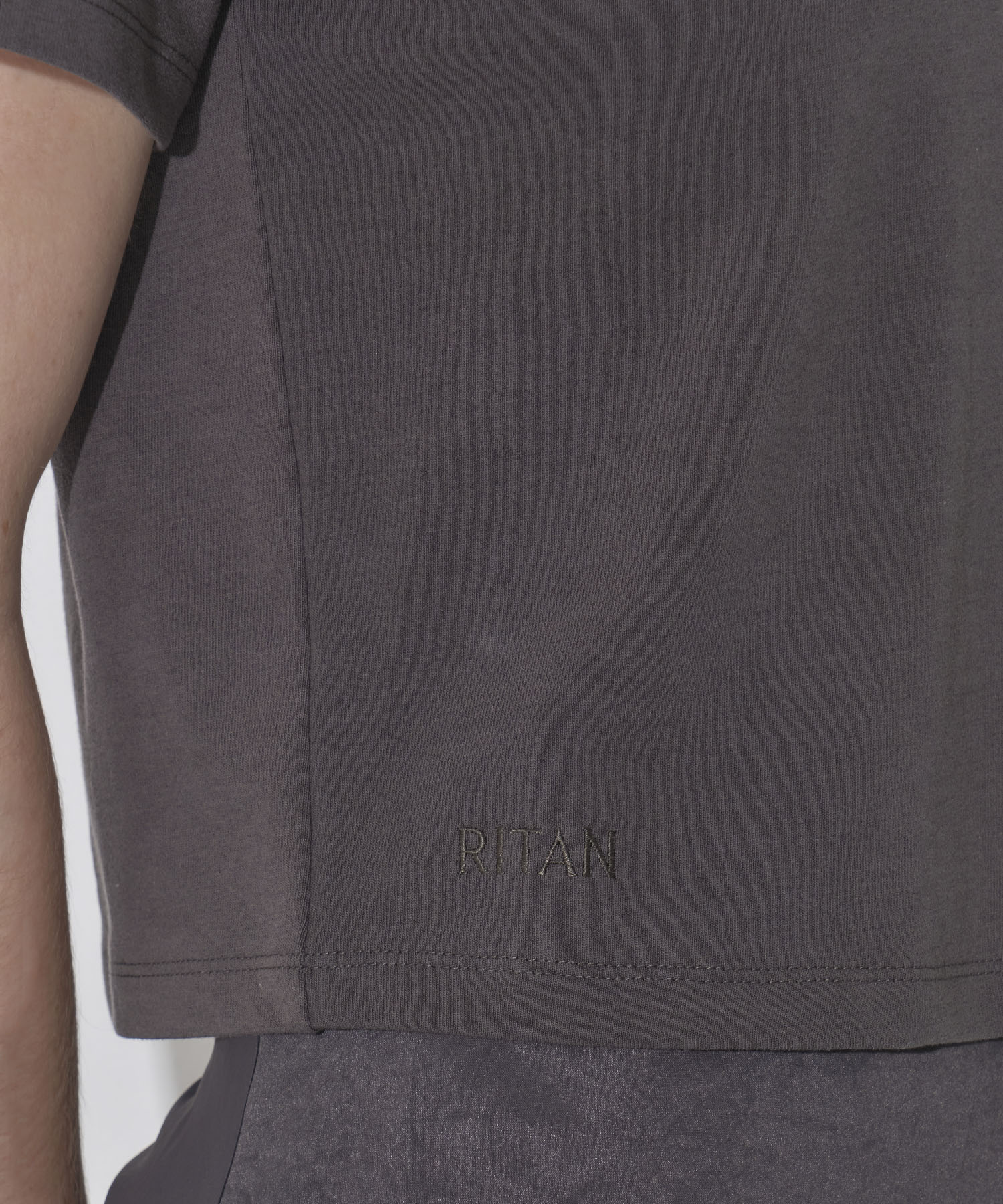 U-Neck T-Shirt RITAN