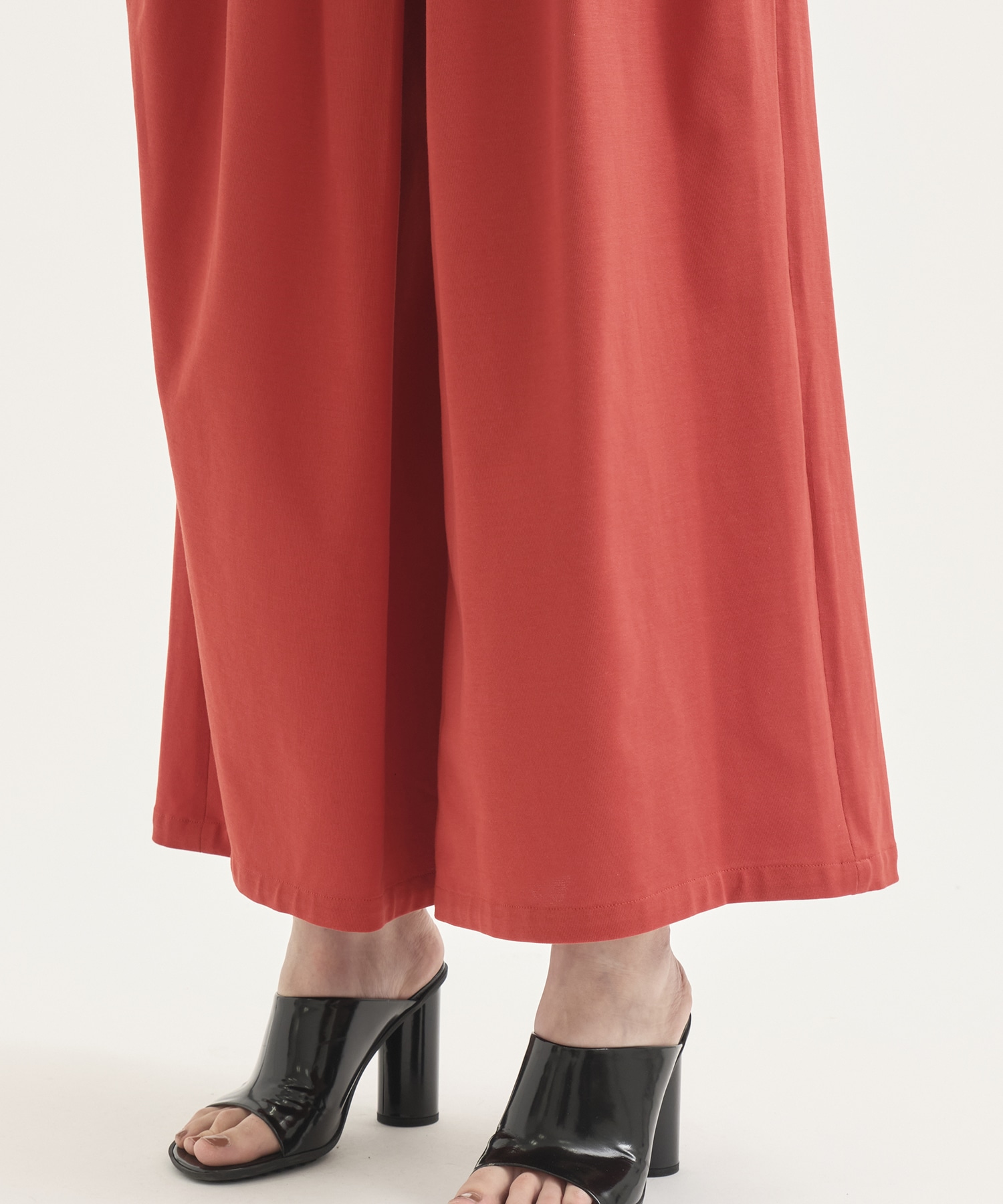 Random Tack Cut Pants RITAN