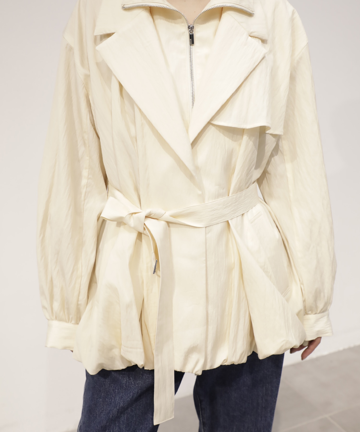 Layer Volume Bluson RITAN
