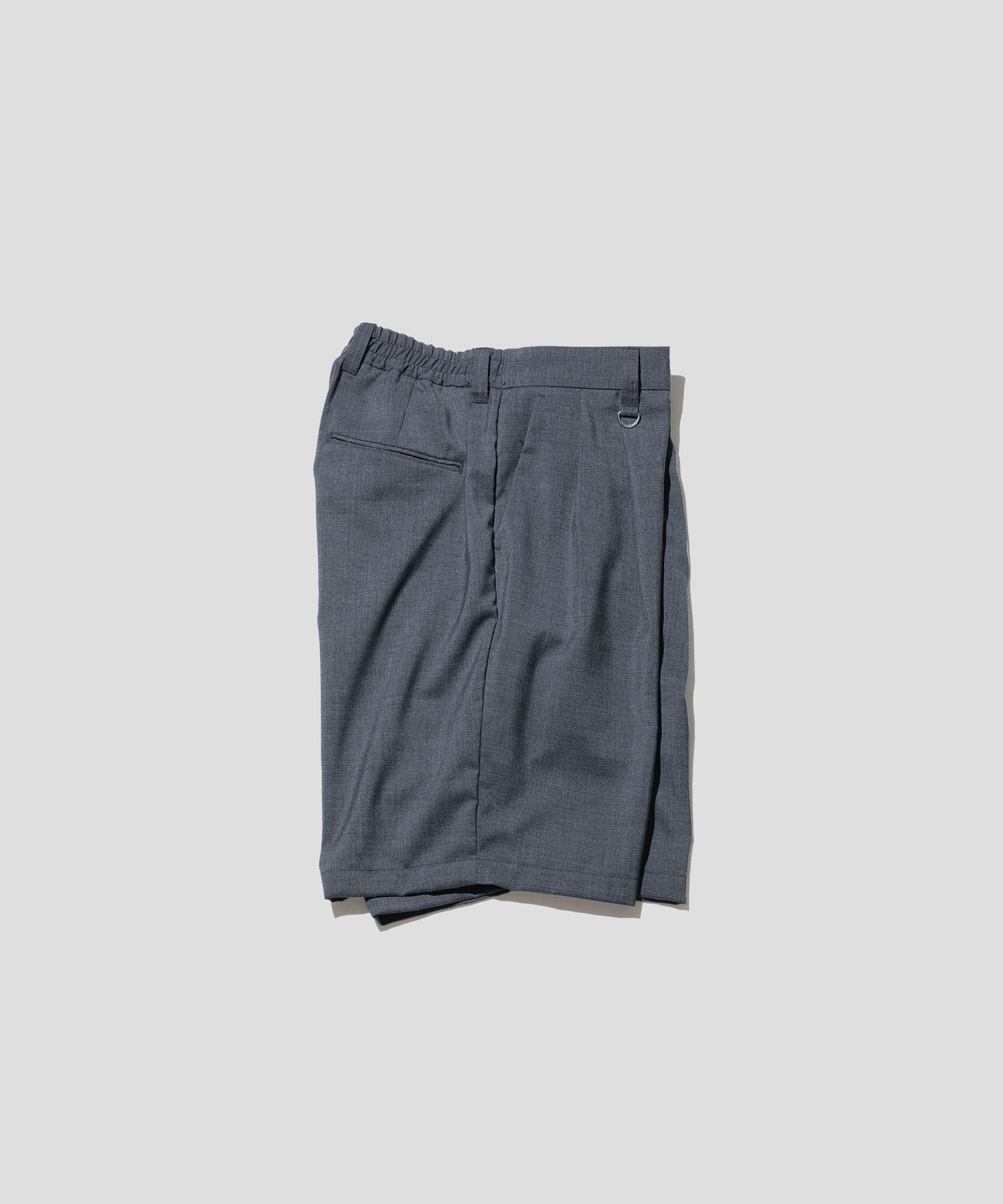 2TUCK SHORTS