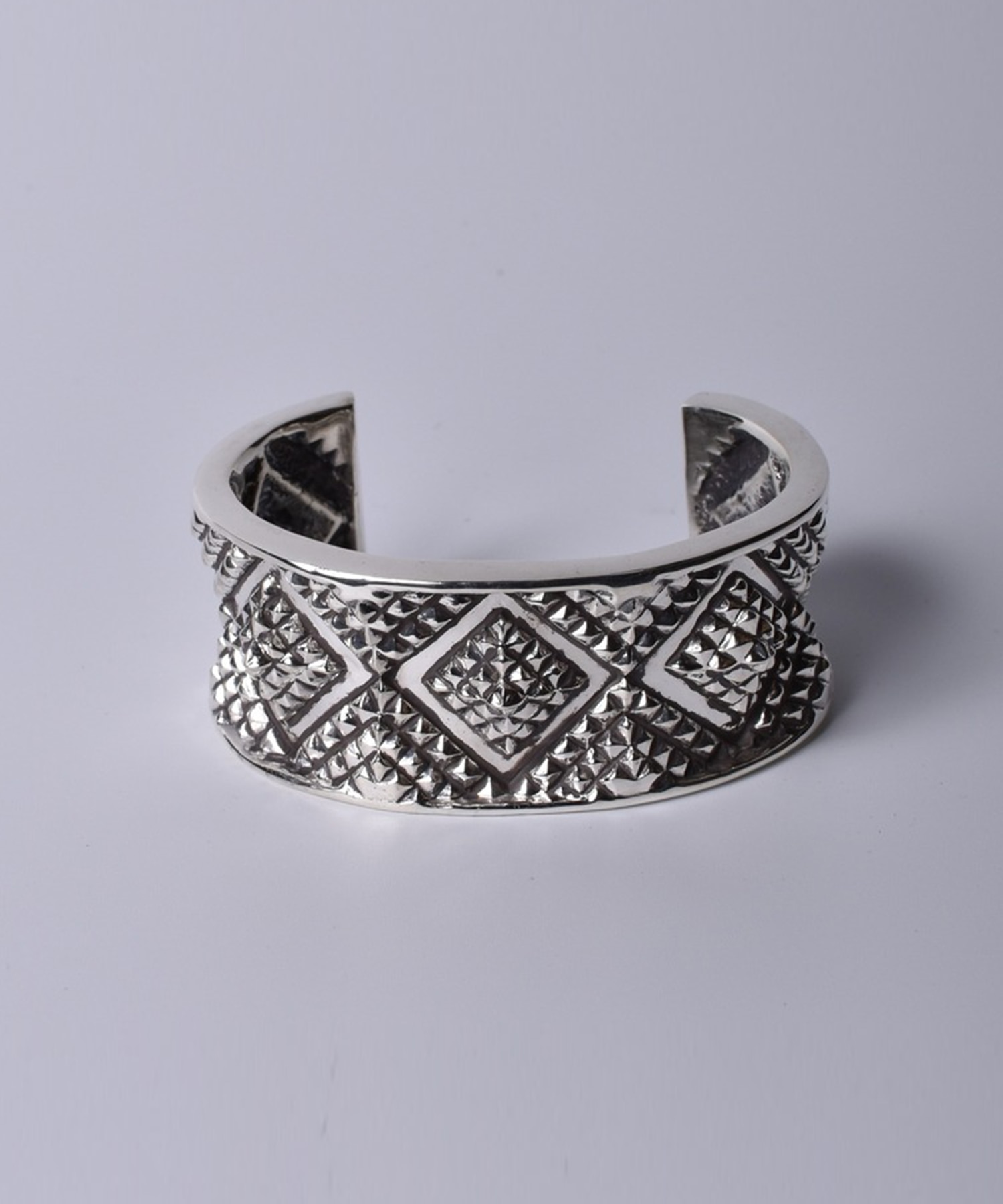 Element of instinct 5Bangle