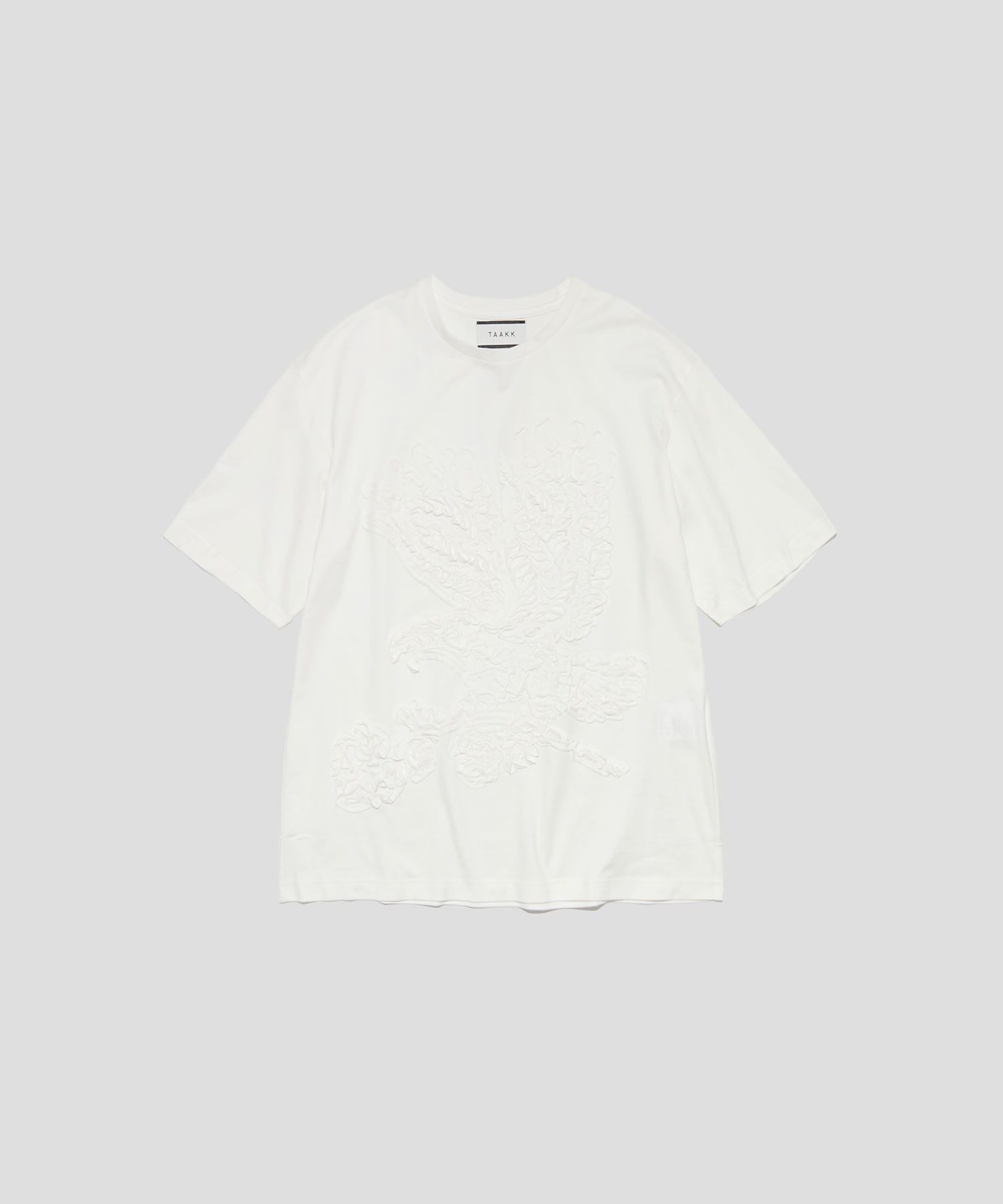 TAPE EMBROIDERY TEE