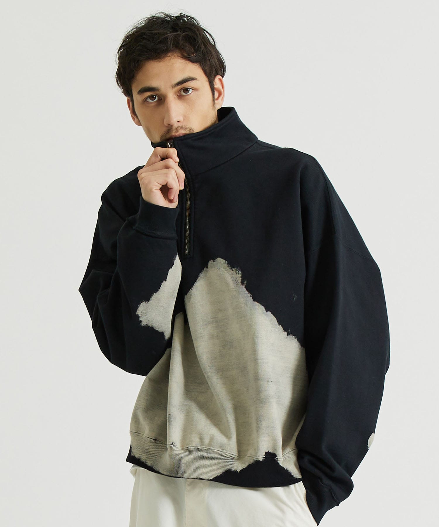 別注 ORGANIC COTTON QUARTER ZIP SWEAT SHORT  CLOUDY BLEACHING