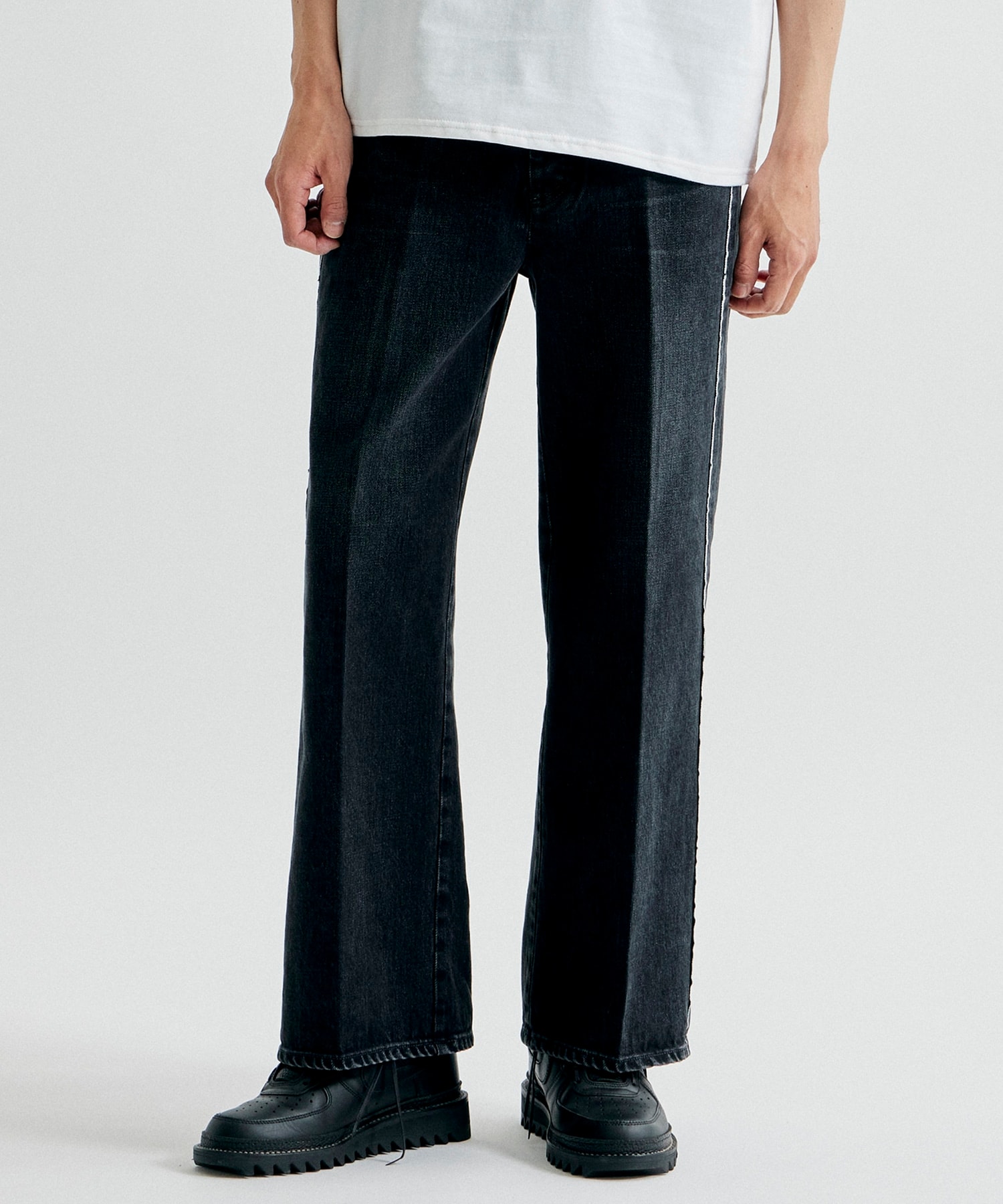 THE SELVEDGE JEAN TROUSERS BLACK