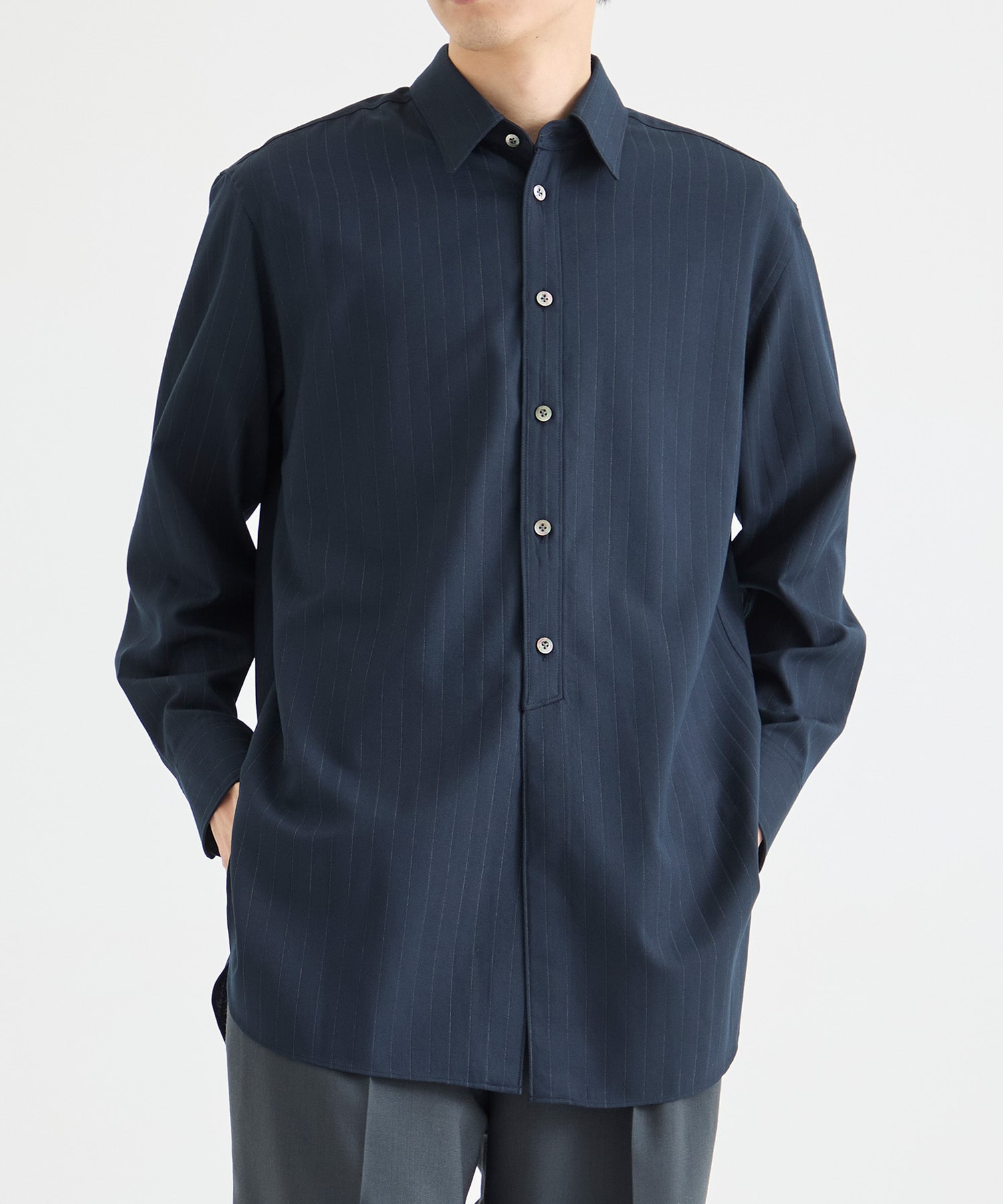 EX.MIDDLE LENGTH SHIRT