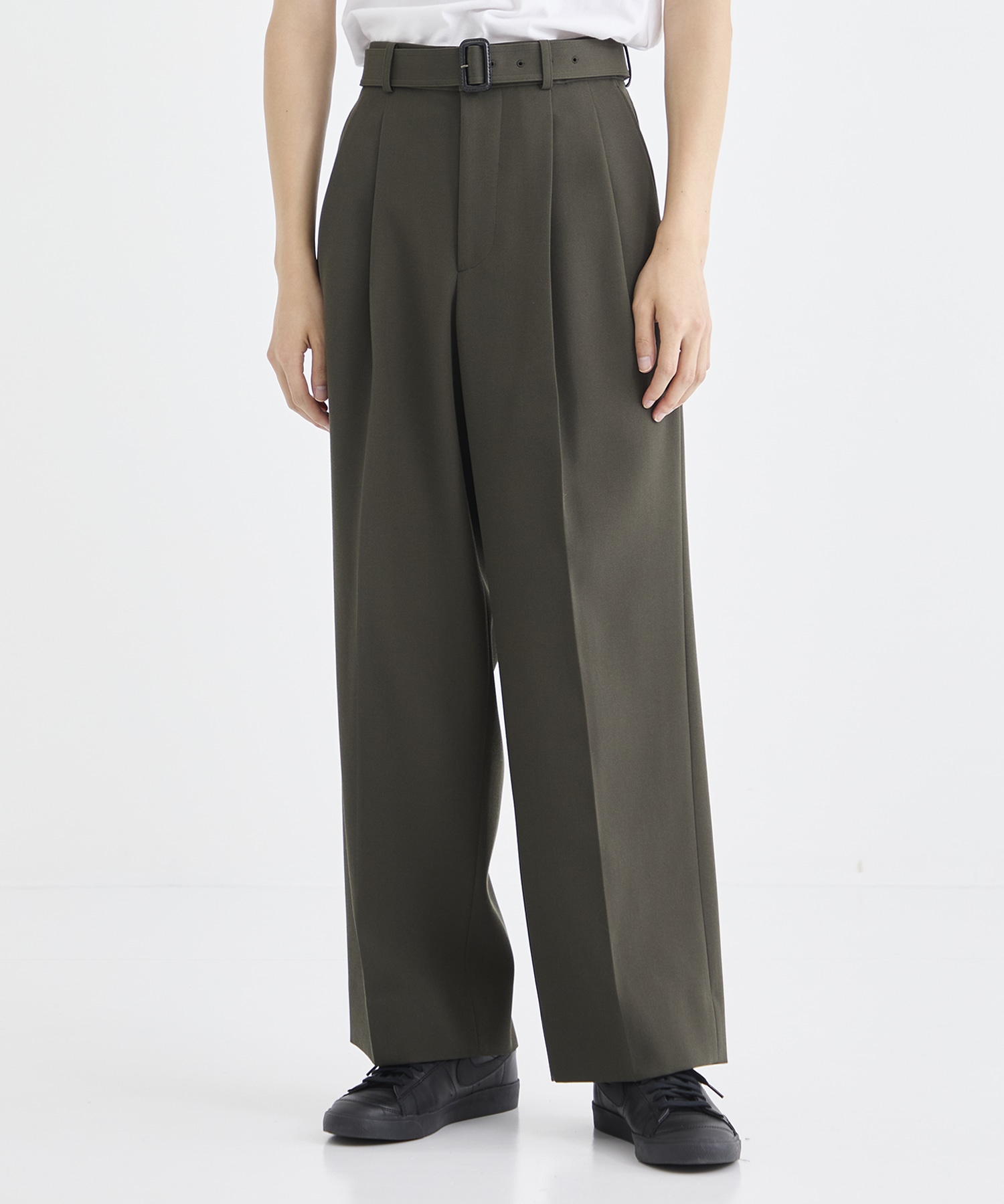 RERACS BELTED TUCK SLACKS