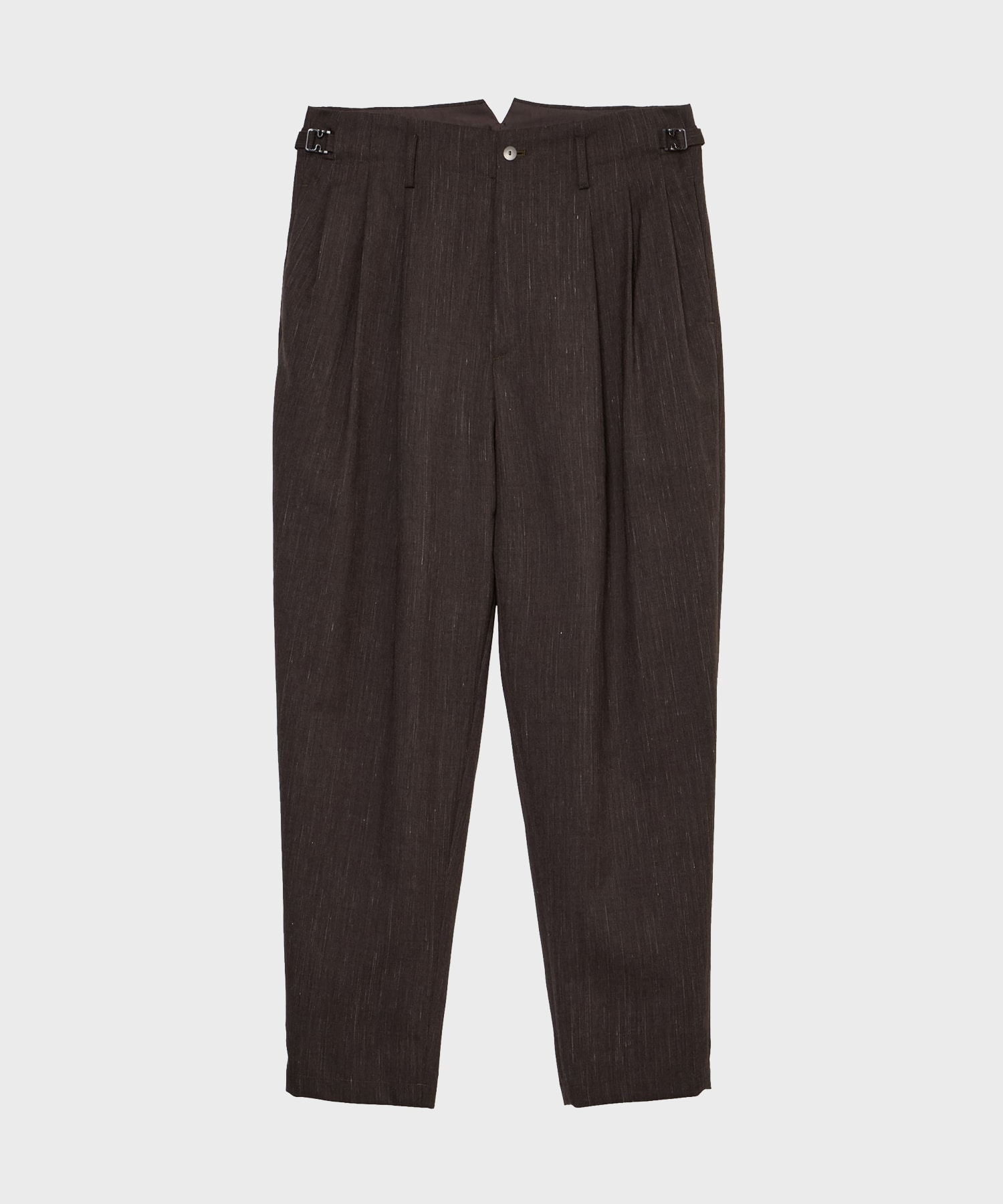 THREE TUCKS TAPERED PANTS