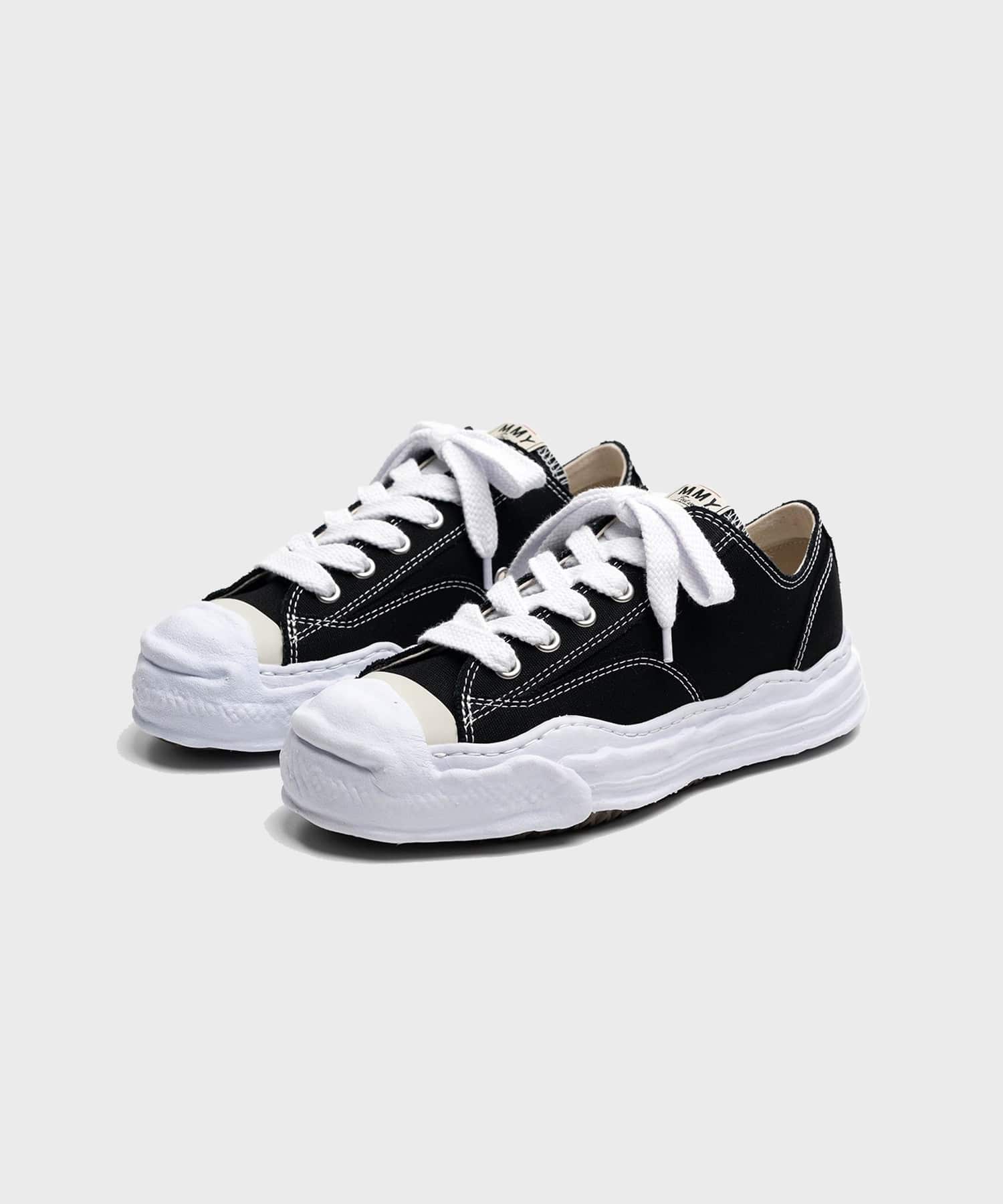 HANK / original sole canvas Low-Top sneaker