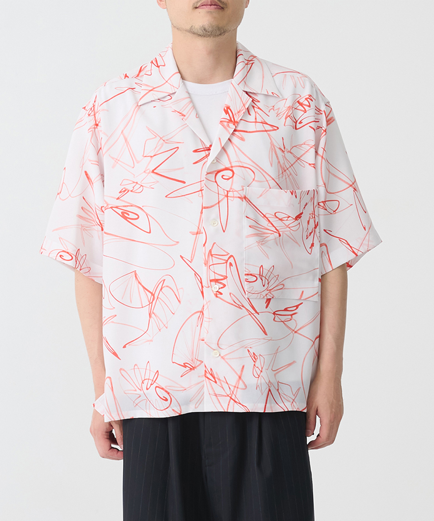 【ウジョーオム】Wide Set Open Collar BOX Shirt