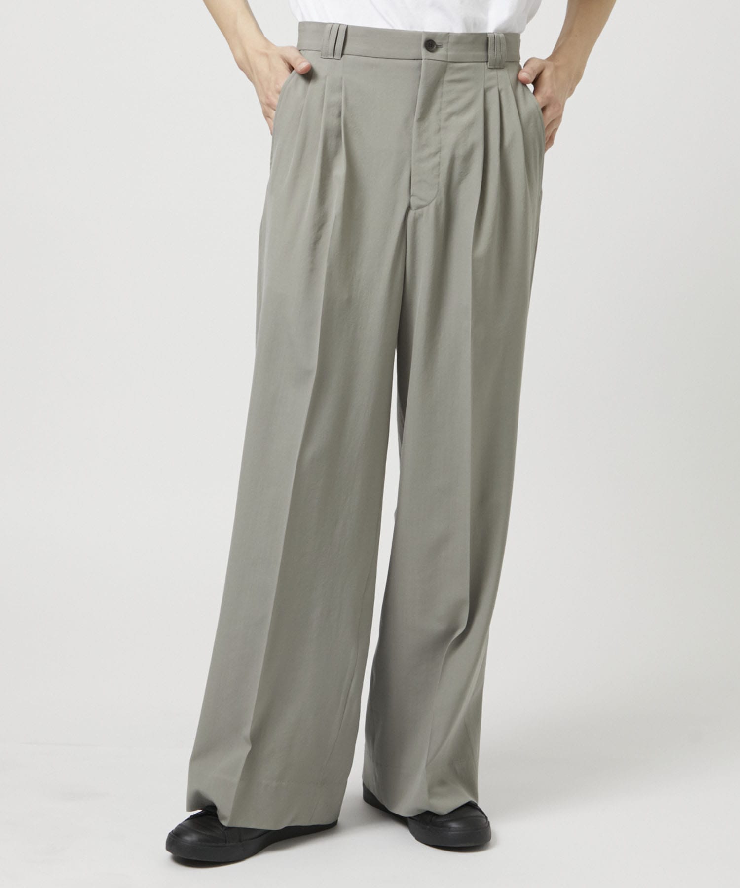 WOOL TROPICAL 3PLEATED WIDE-LEG TROUSERS