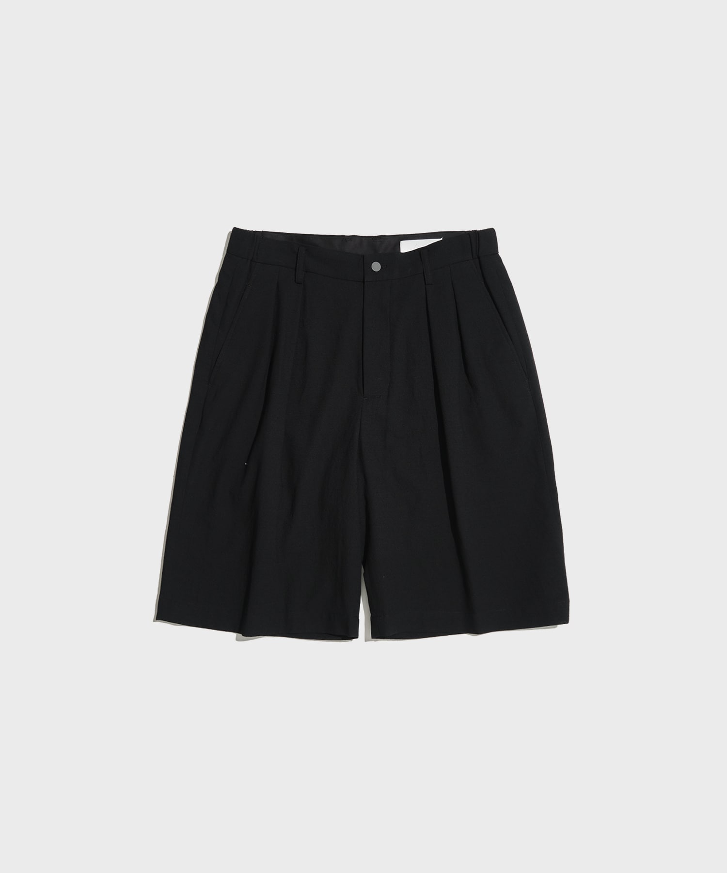 【イレニサ】TWO TUCKS WIDE SHORTS