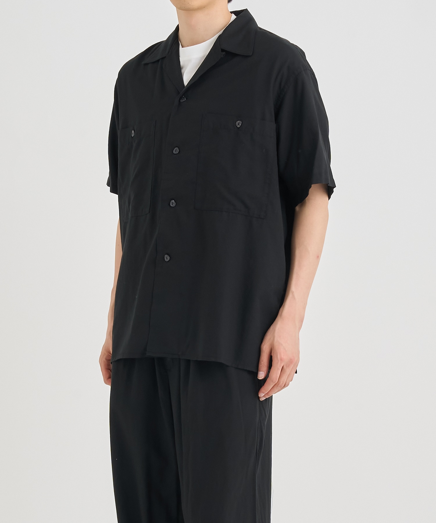 GARMENTDYED COTTON SILK TWILL OPEN COLLAR SHIRT