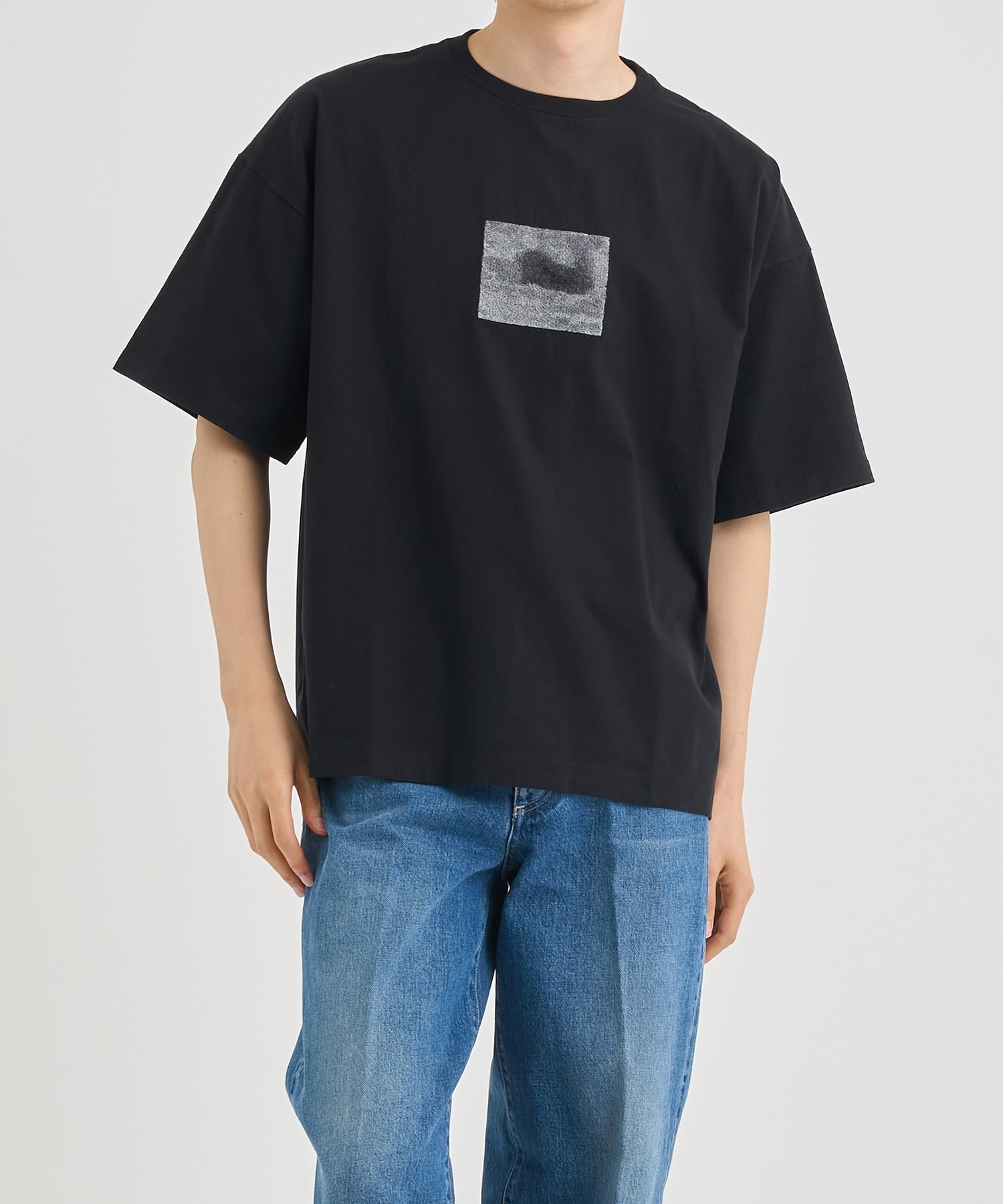 EMBROIDERY T-SHIRT