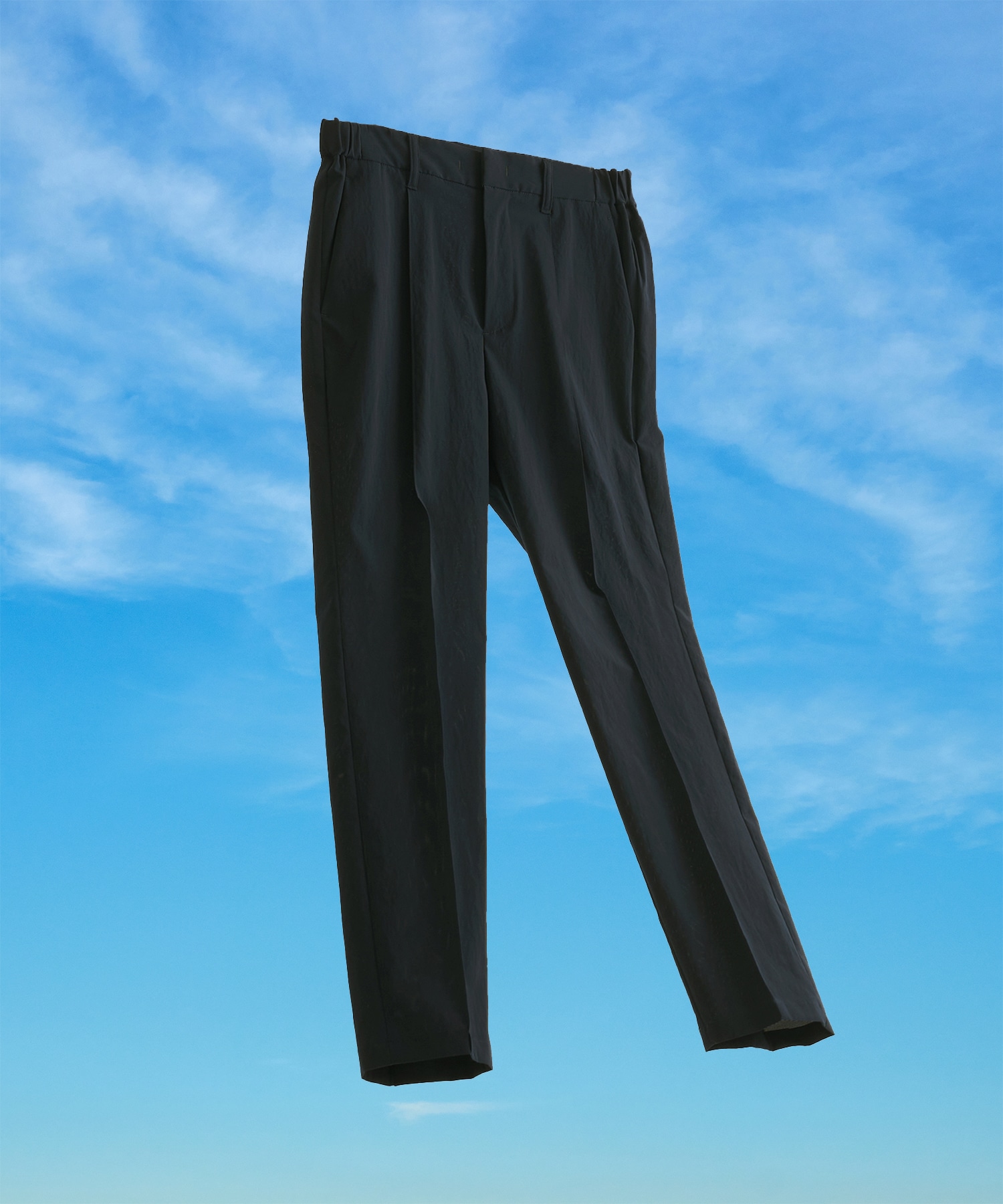 着た方が涼しい Pintucrease Tapered Pants
