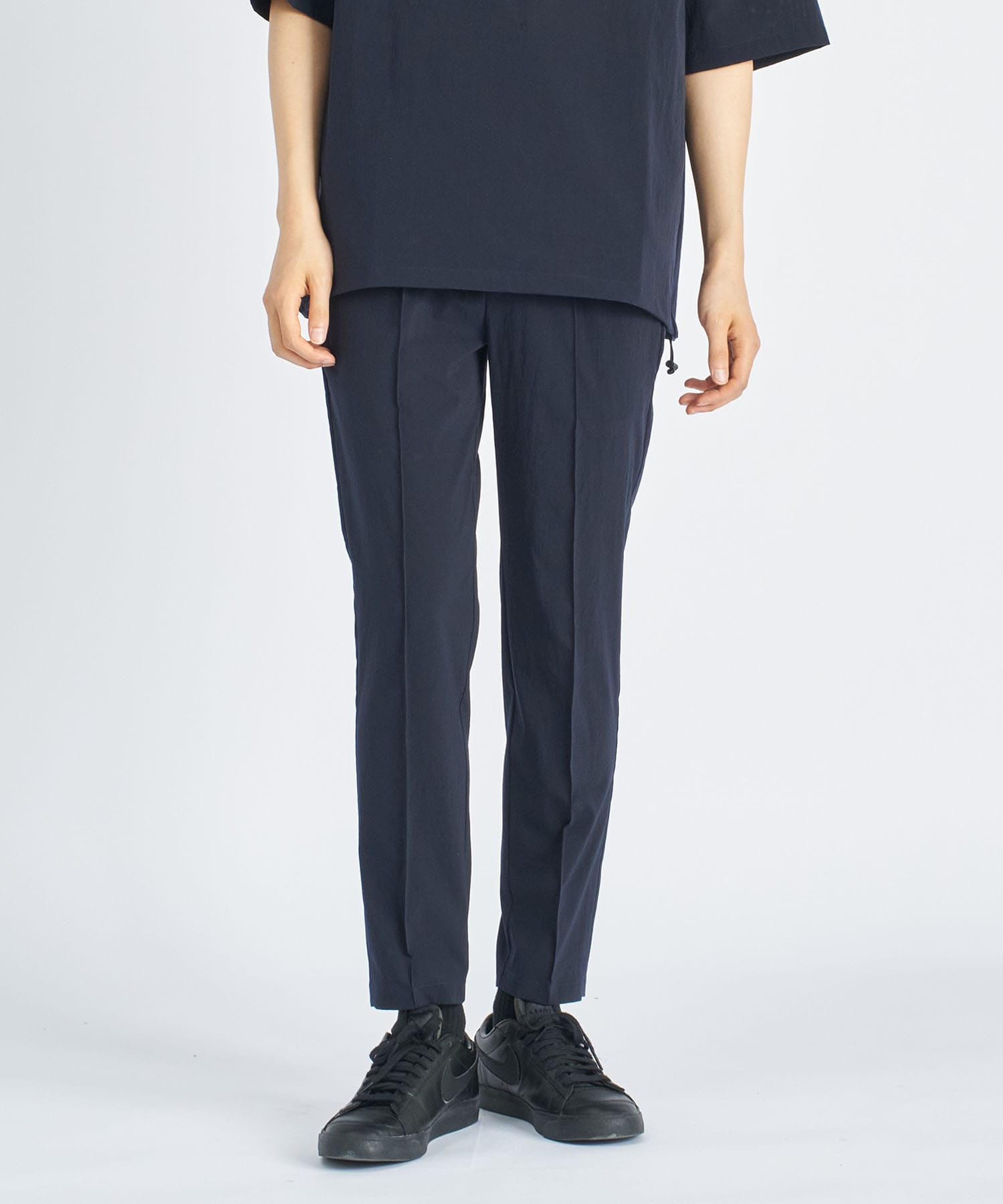 着た方が涼しい Pintucrease Tapered Pants