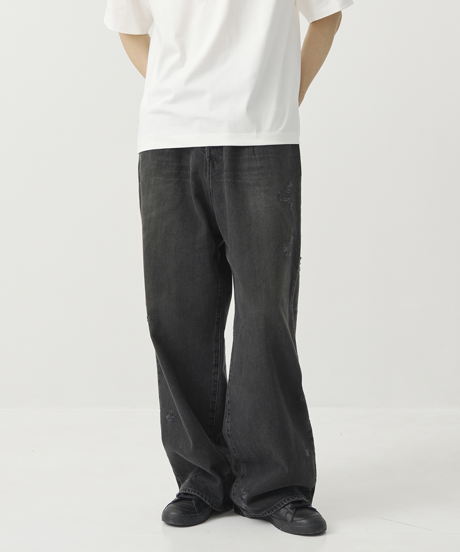 「残りわずか」BAGGY DENIM JEANS