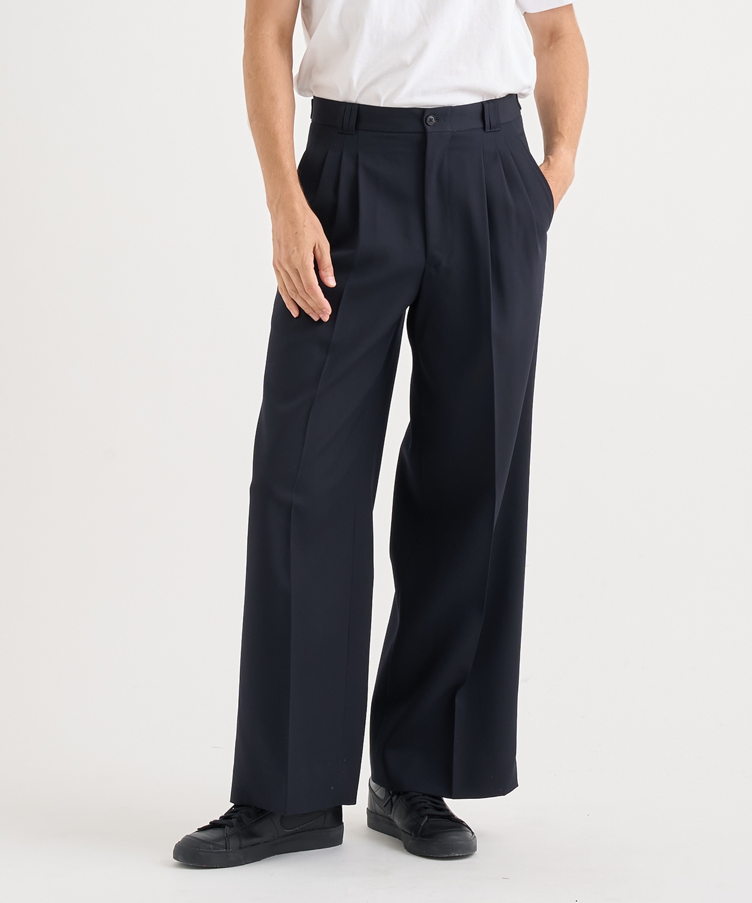 3pleated Wide-leg Trousers
