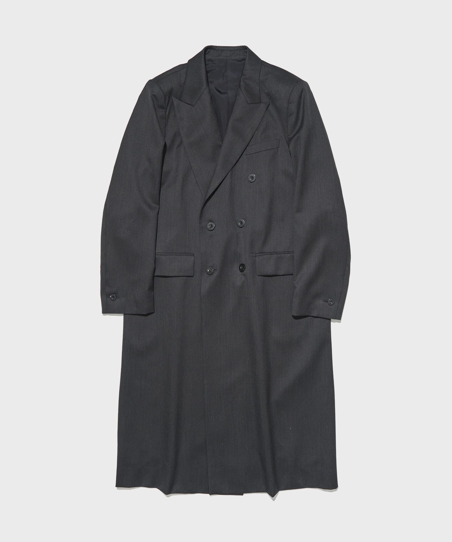 DOUBLE-BREASTED CHESTER COAT