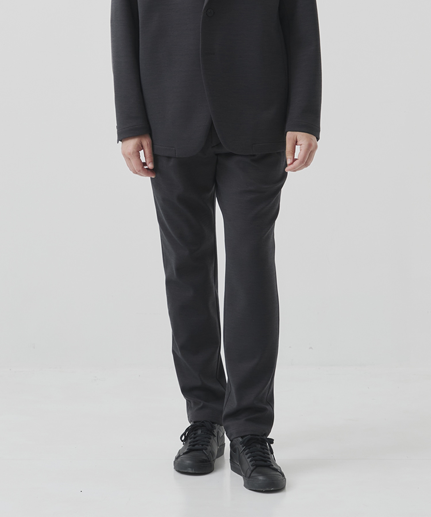 Washable Super180s Strech Ponch Tapered Pants