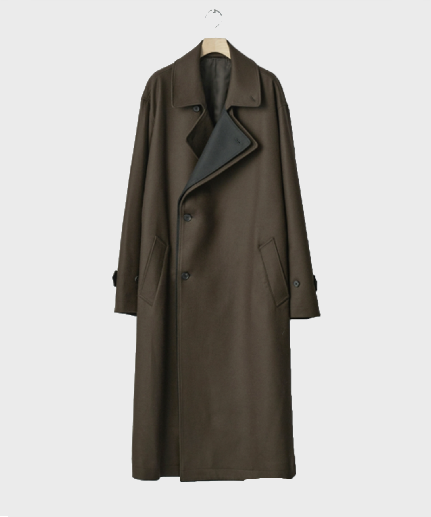 DOUBLE LAPELED DOUBLE BREASTED COAT