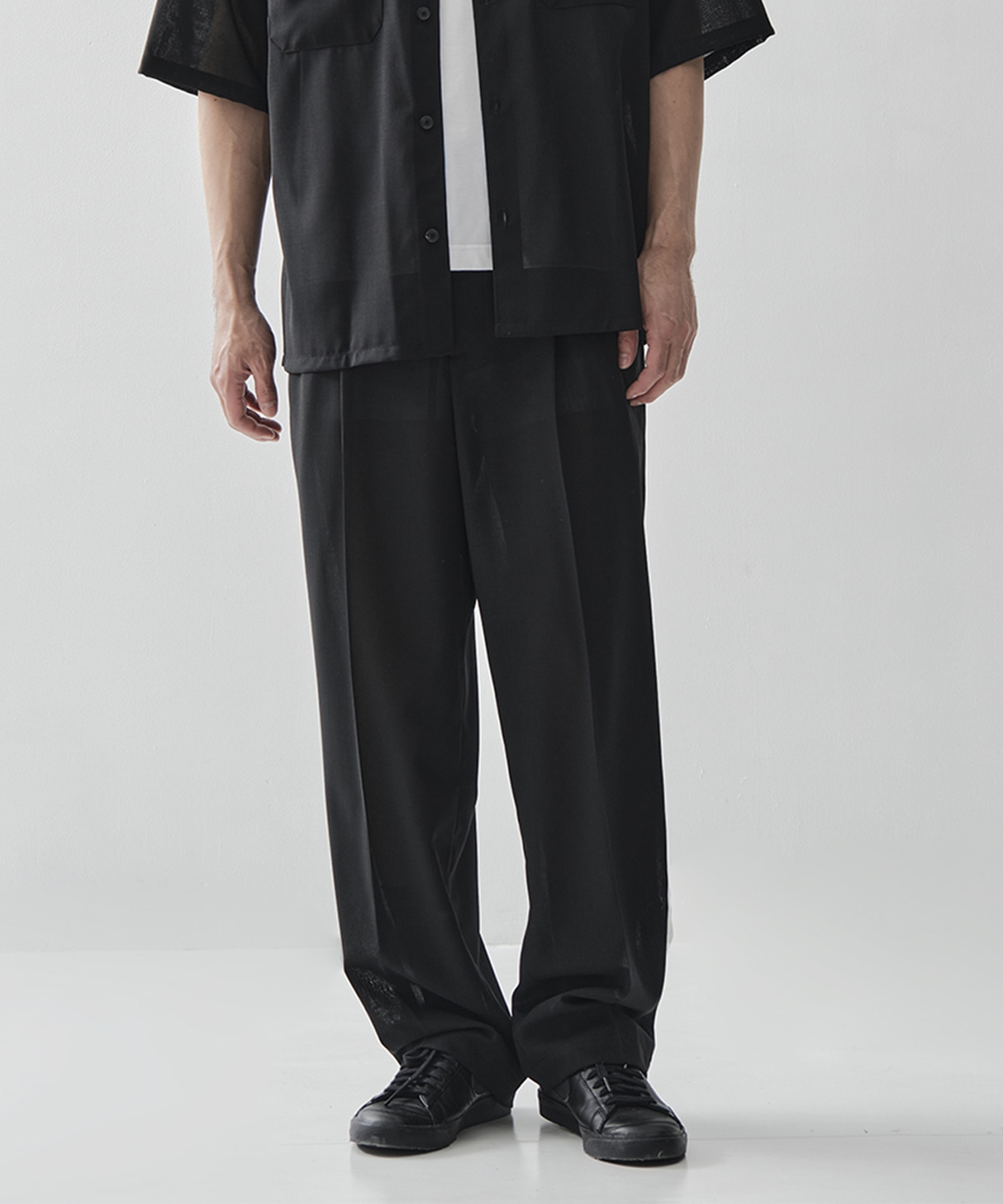 別注TWIST WOOL GAUZE TWO TUCKED EASY PANTS