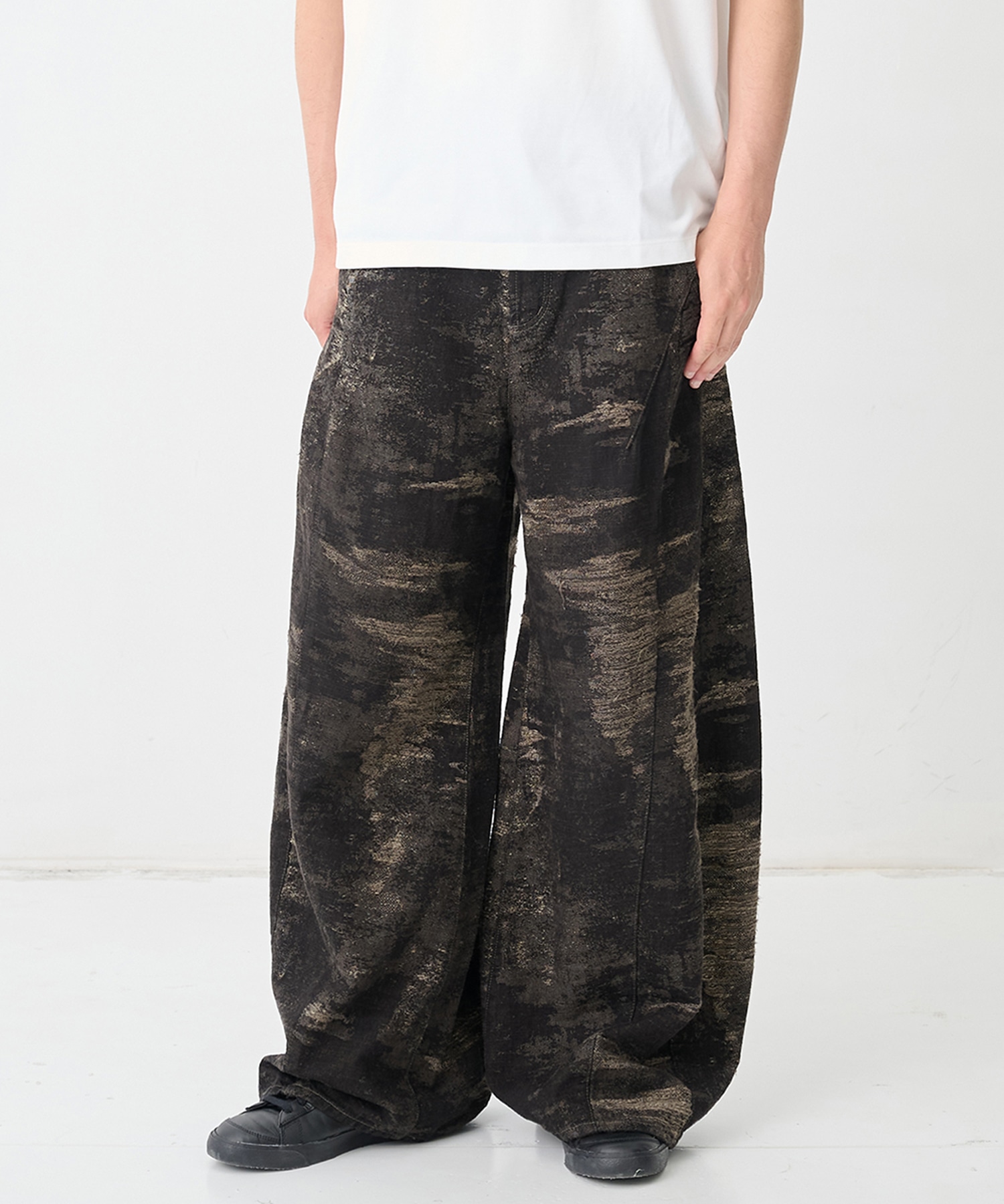 【ターク】TA26AW-PT035 DENIM CURVED PANTS